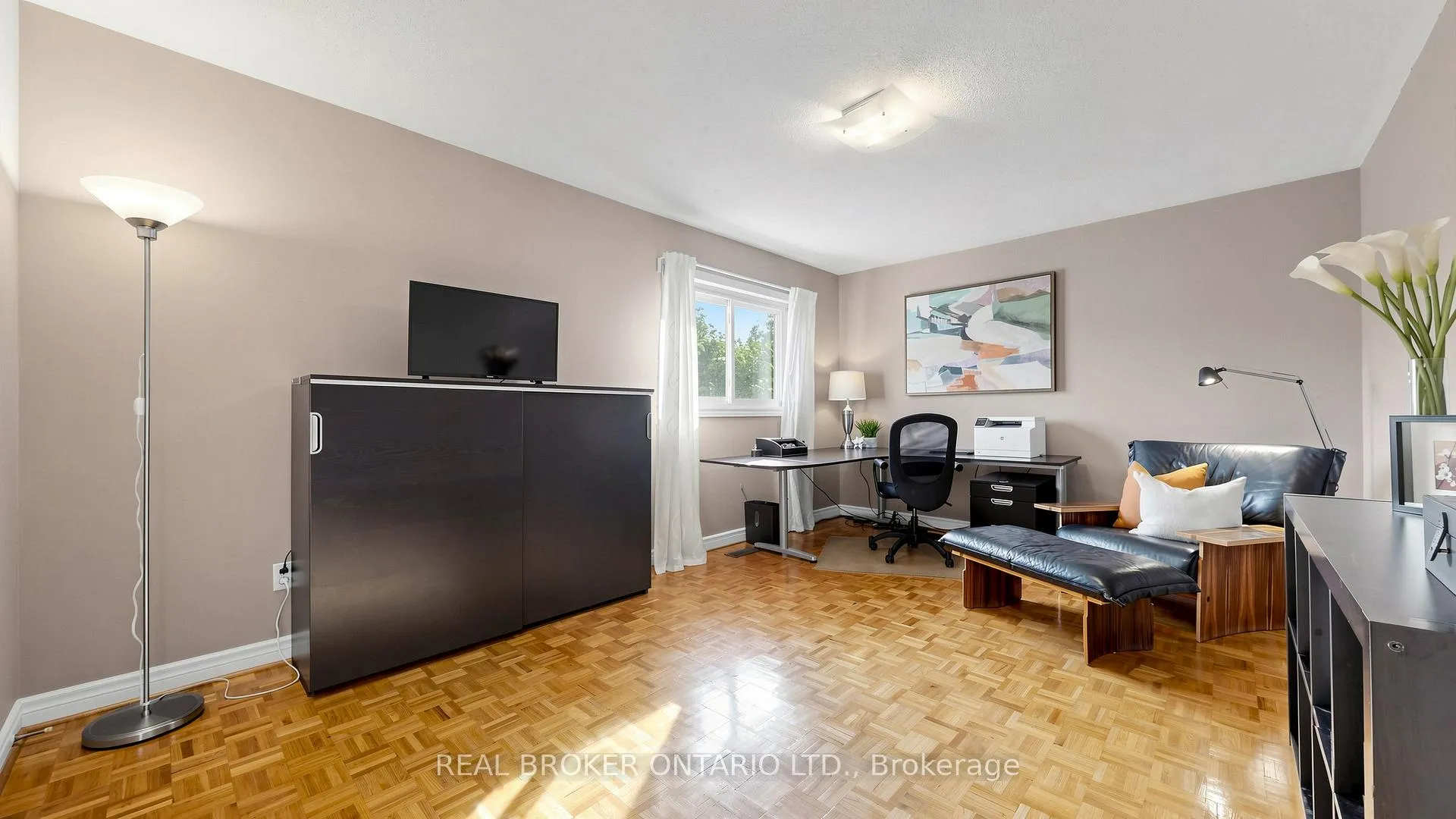 Photo 36 of 153 Grenadier Crescent, Vaughan, Beverley Glen — HOMEH