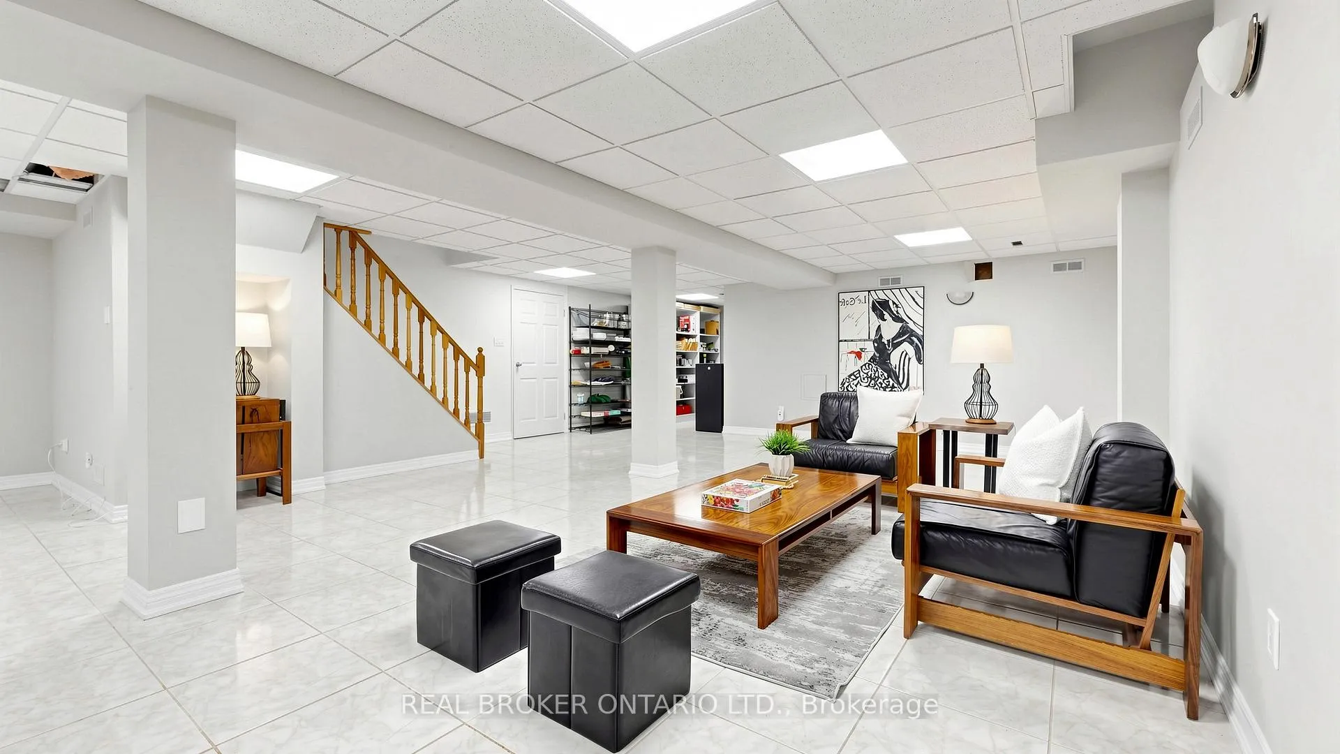Photo 43 of 153 Grenadier Crescent, Vaughan, Beverley Glen — HOMEH