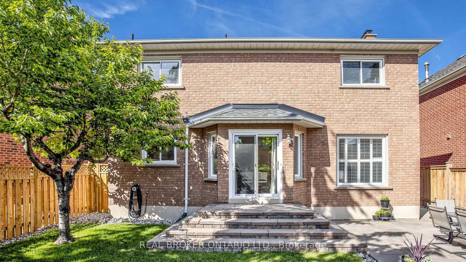 Photo 45 of 153 Grenadier Crescent, Vaughan, Beverley Glen — HOMEH