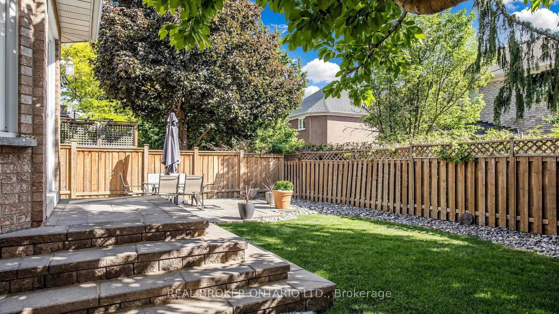 Photo 49 of 153 Grenadier Crescent, Vaughan, Beverley Glen — HOMEH