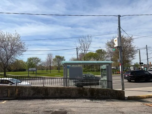 Photo 2 of Unit 305, 1 Kingston Road E, Toronto, The Beaches — HOMEH