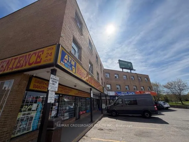 Photo 3 of Unit 305, 1 Kingston Road E, Toronto, The Beaches — HOMEH