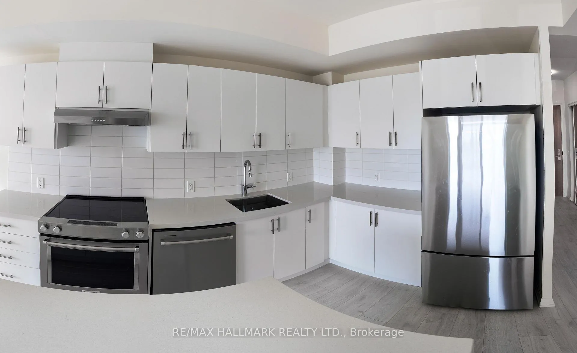 Photo 9 of Unit 912, 8960 Jane Street, Vaughan, Vellore Village — HOMEH