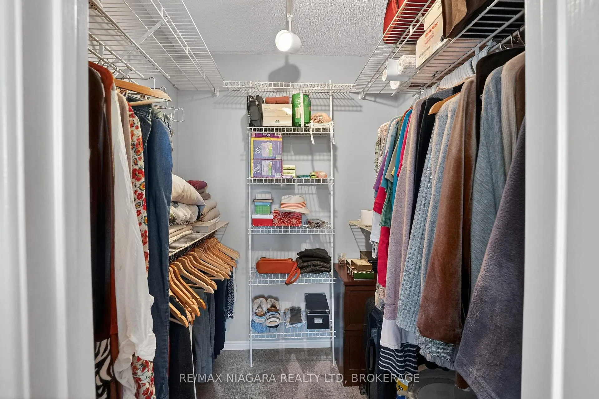 Photo 23 of Unit 607, 81 Scott Street, St. Catharines, Lakeport — HOMEH