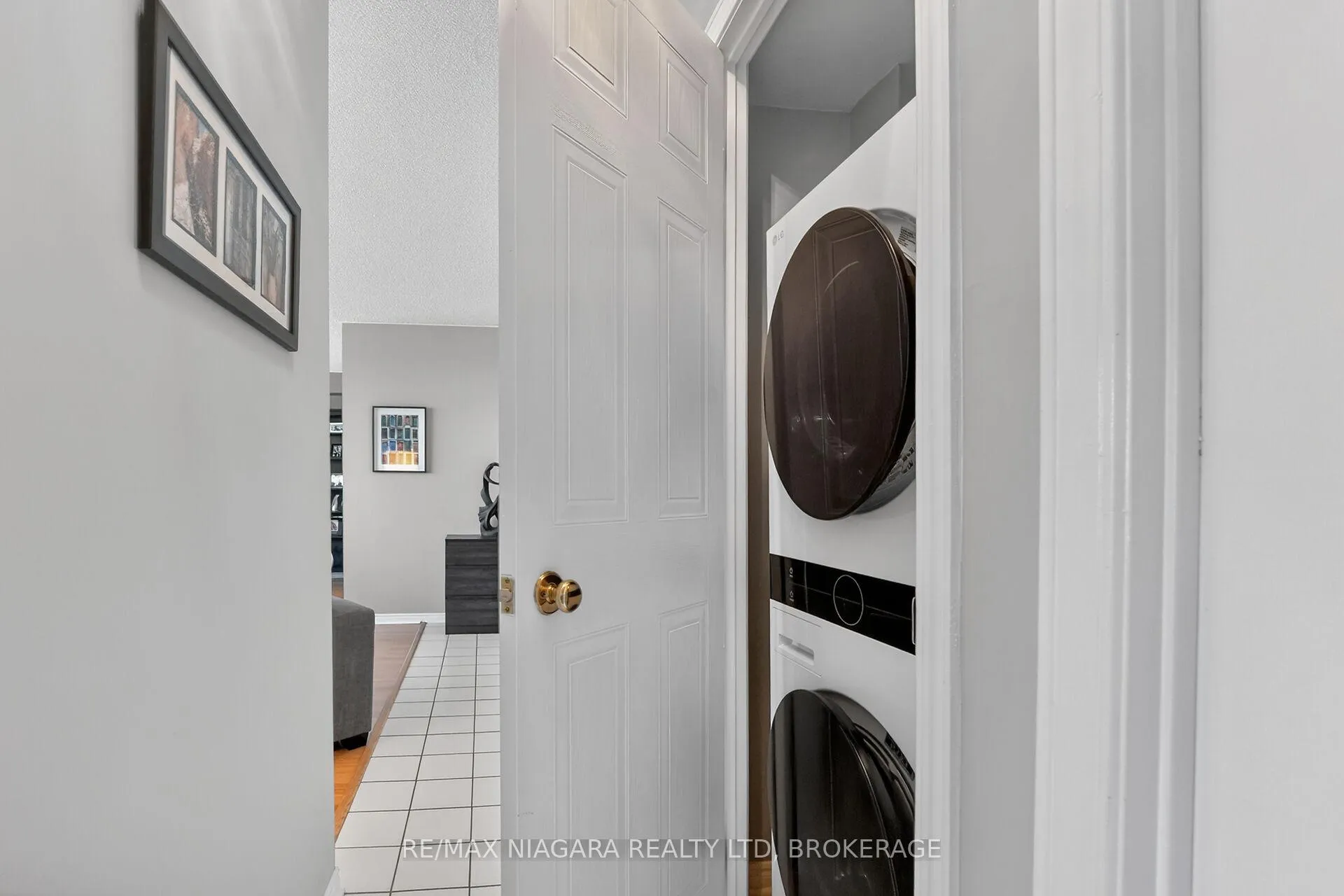 Photo 26 of Unit 607, 81 Scott Street, St. Catharines, Lakeport — HOMEH