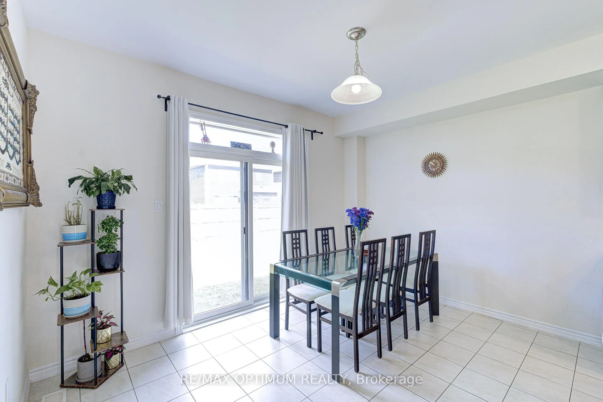 Photo 17 of 515 Barker Parkway, Thorold, Rolling Meadows — HOMEH