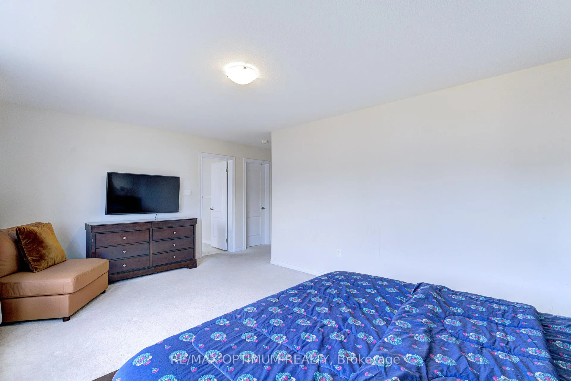 Photo 24 of 515 Barker Parkway, Thorold, Rolling Meadows — HOMEH