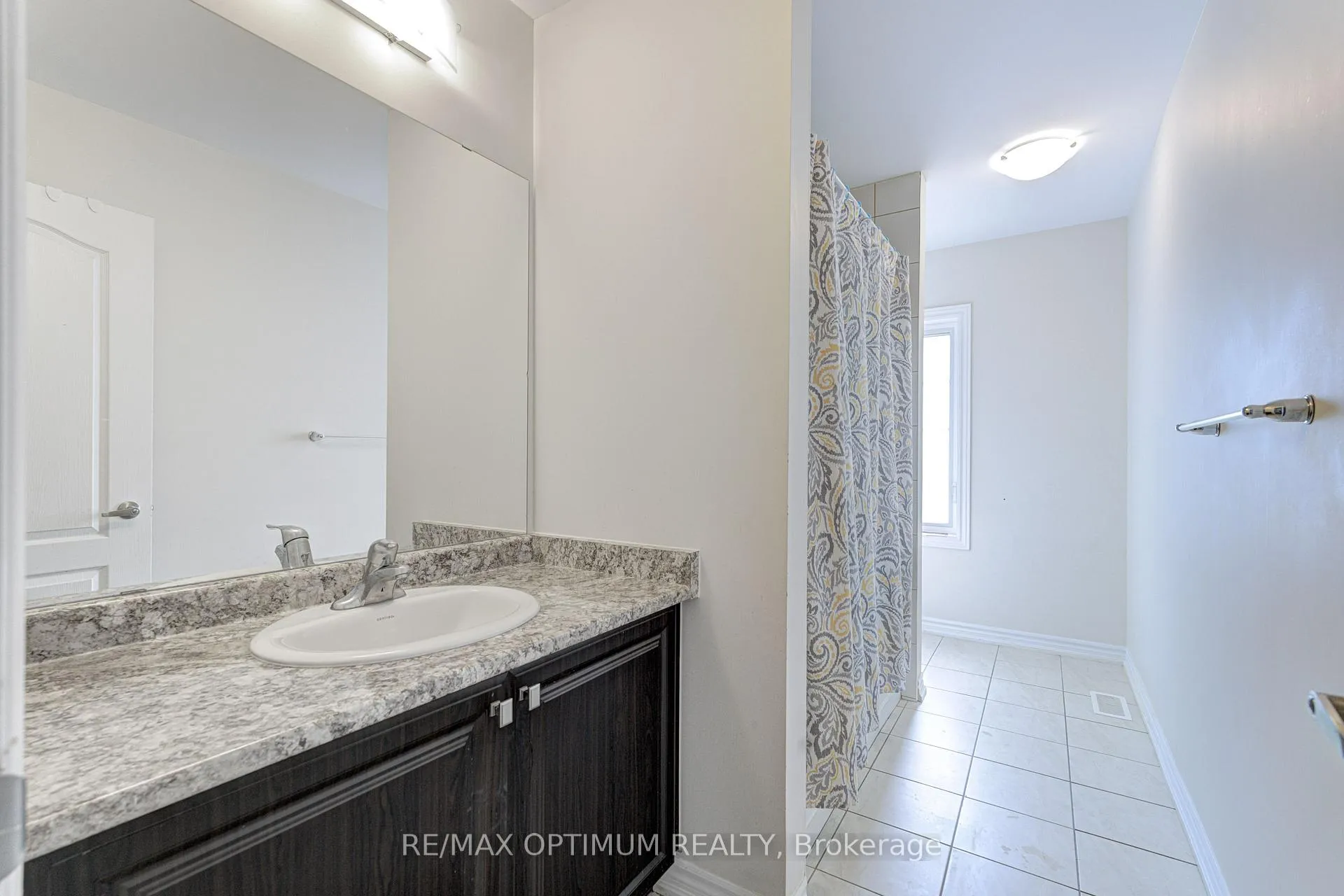 Photo 31 of 515 Barker Parkway, Thorold, Rolling Meadows — HOMEH