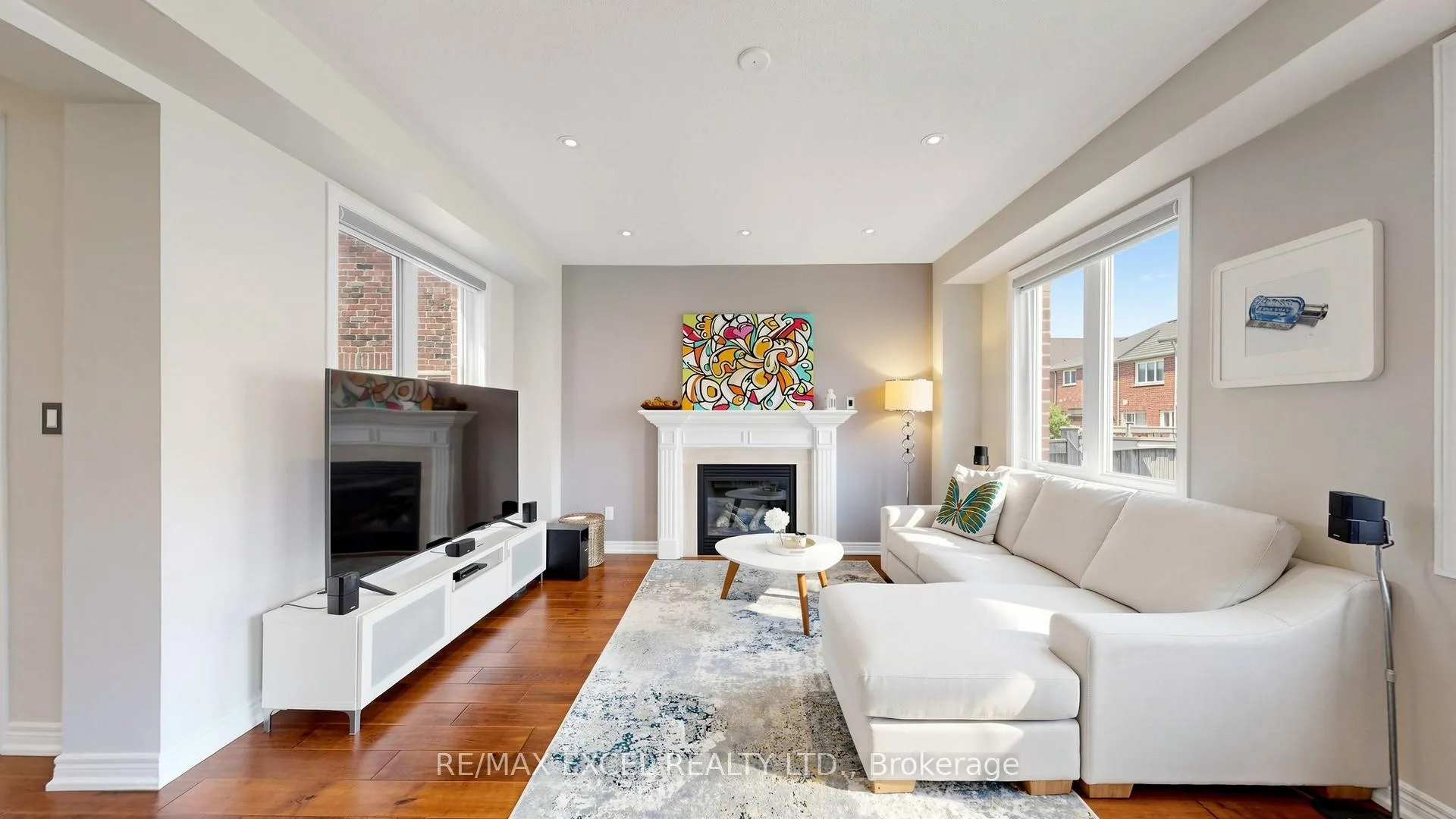 Photo 9 of 14 James Joyce Drive, Markham, Victoria Manor-Jennings Gate — HOMEH