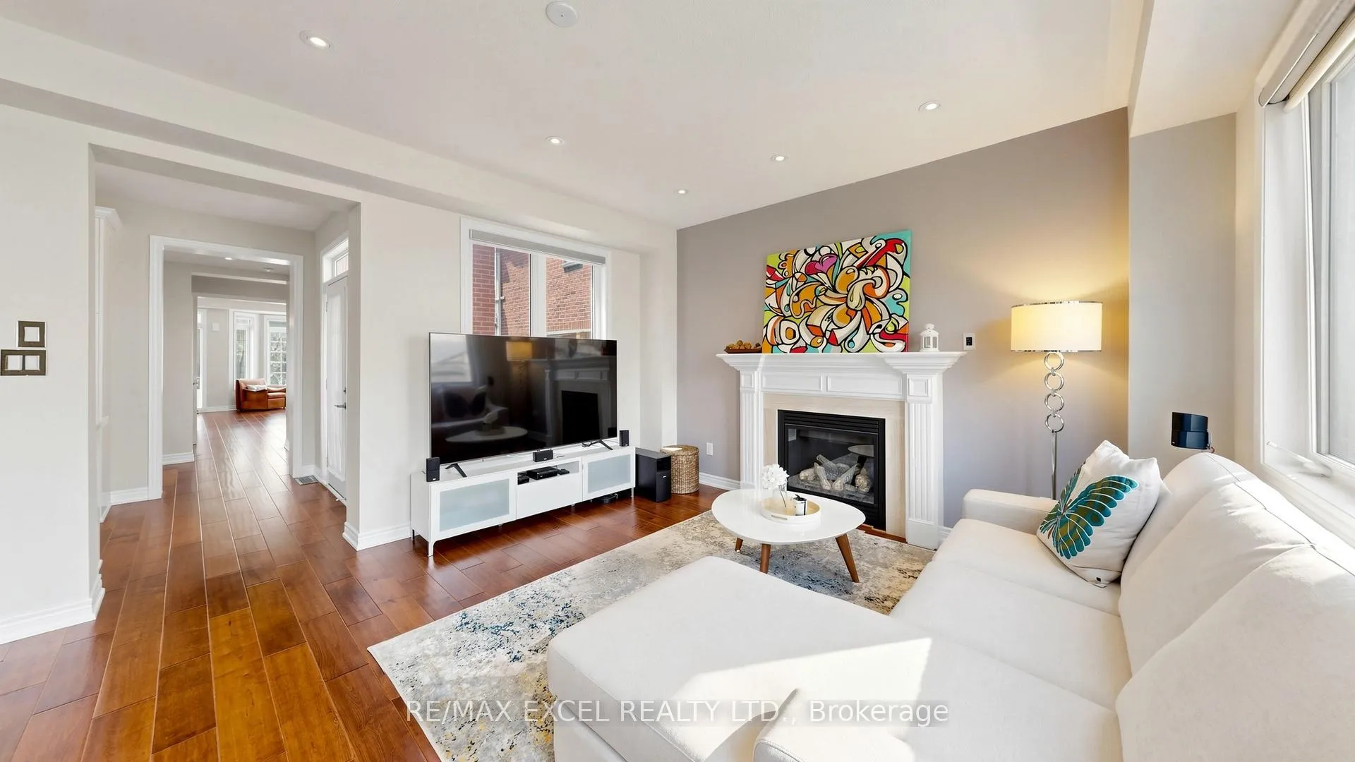 Photo 11 of 14 James Joyce Drive, Markham, Victoria Manor-Jennings Gate — HOMEH