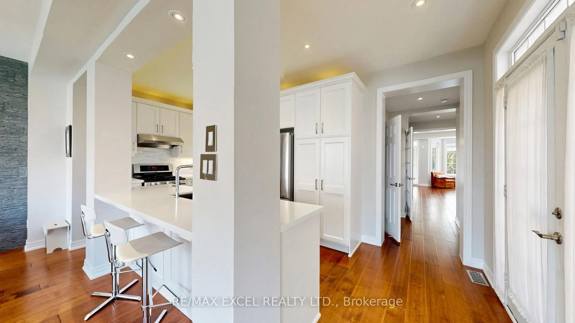 Photo 15 of 14 James Joyce Drive, Markham, Victoria Manor-Jennings Gate — HOMEH