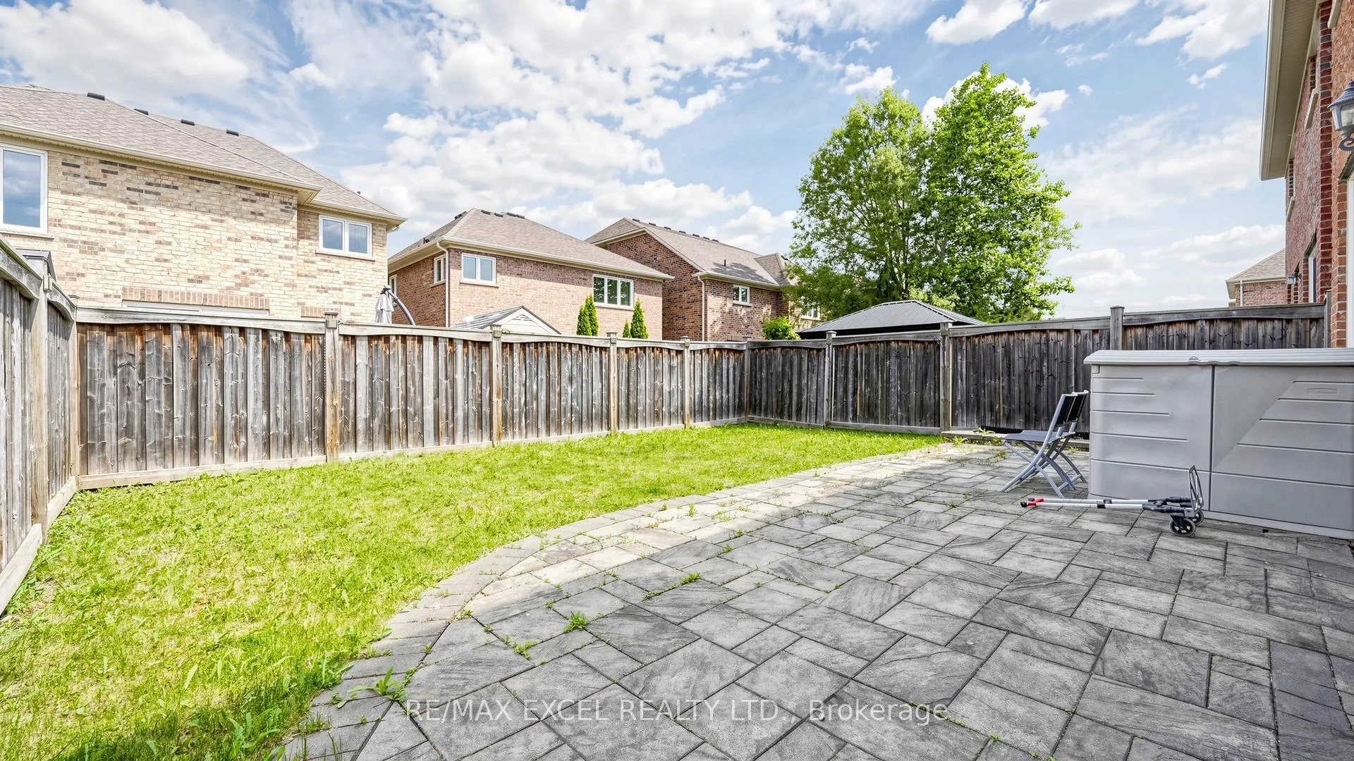 Photo 48 of 14 James Joyce Drive, Markham, Victoria Manor-Jennings Gate — HOMEH