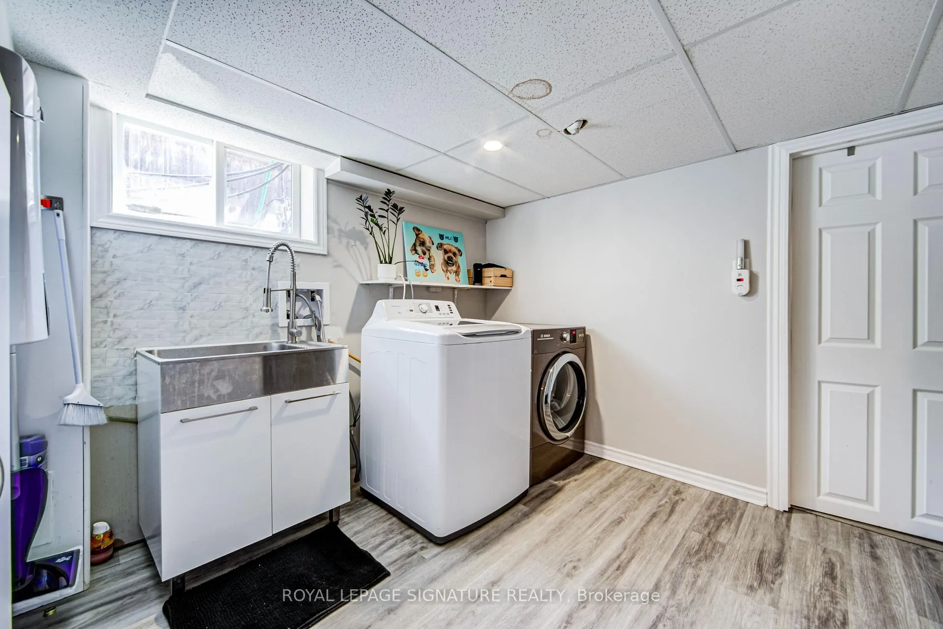 Photo 25 of 135 Rangoon Road, Etobicoke, Eringate-Centennial-West Deane — HOMEH