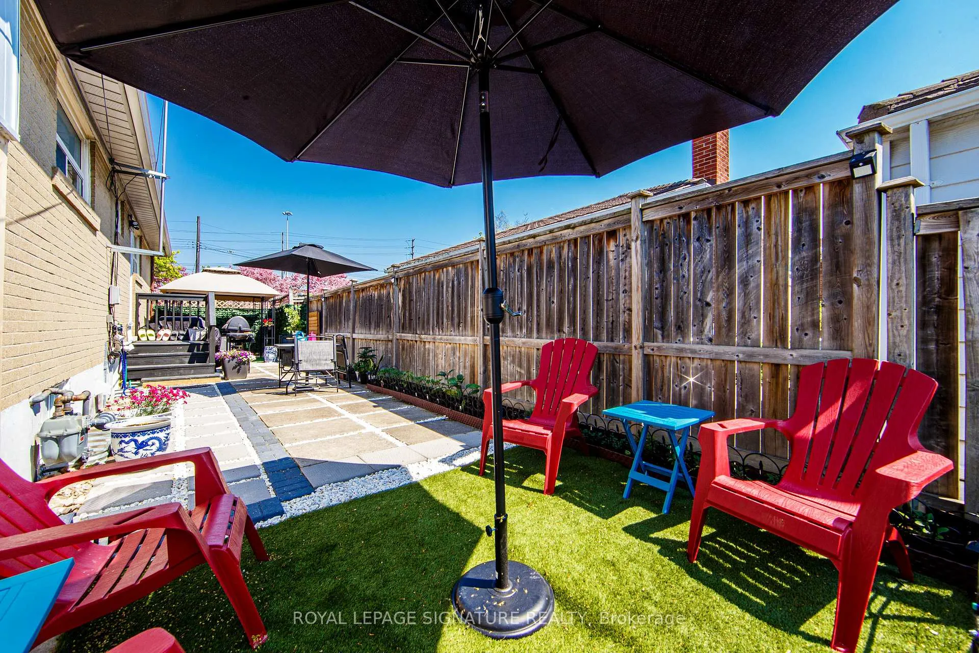 Photo 26 of 135 Rangoon Road, Etobicoke, Eringate-Centennial-West Deane — HOMEH