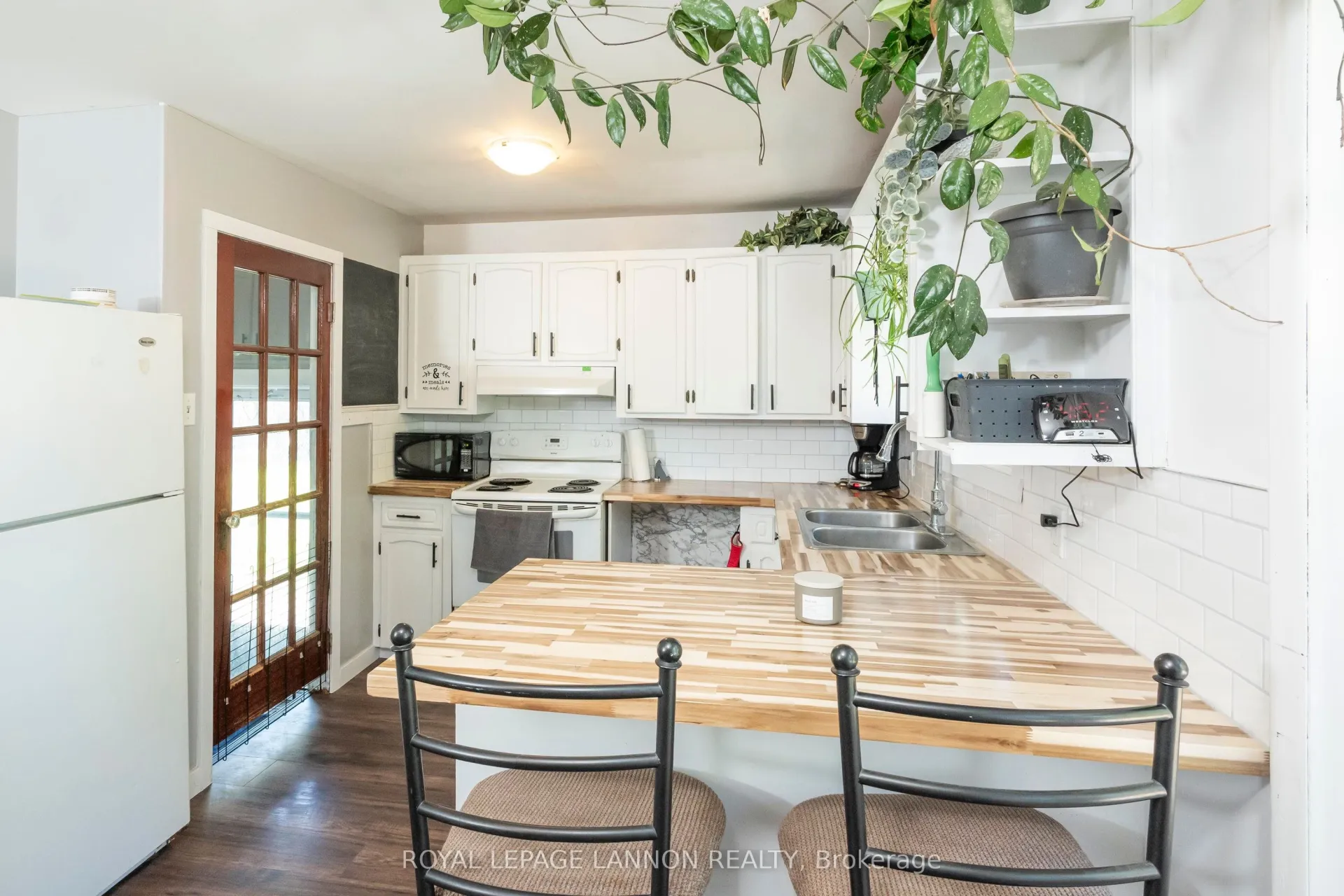 Photo 8 of 6301 Loch Lomond Rd, Thunder Bay, Mountain Road — HOMEH