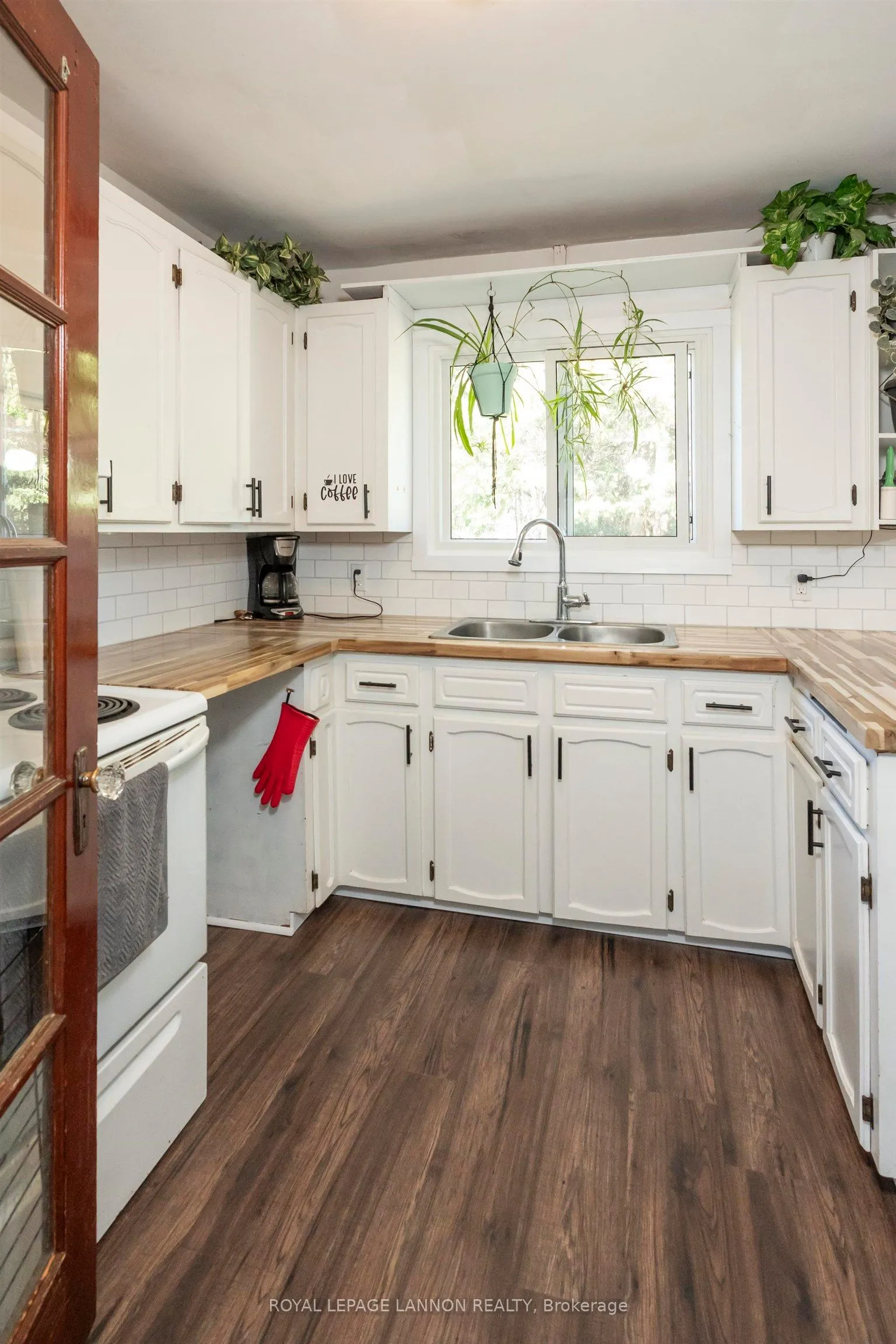Photo 13 of 6301 Loch Lomond Rd, Thunder Bay, Mountain Road — HOMEH