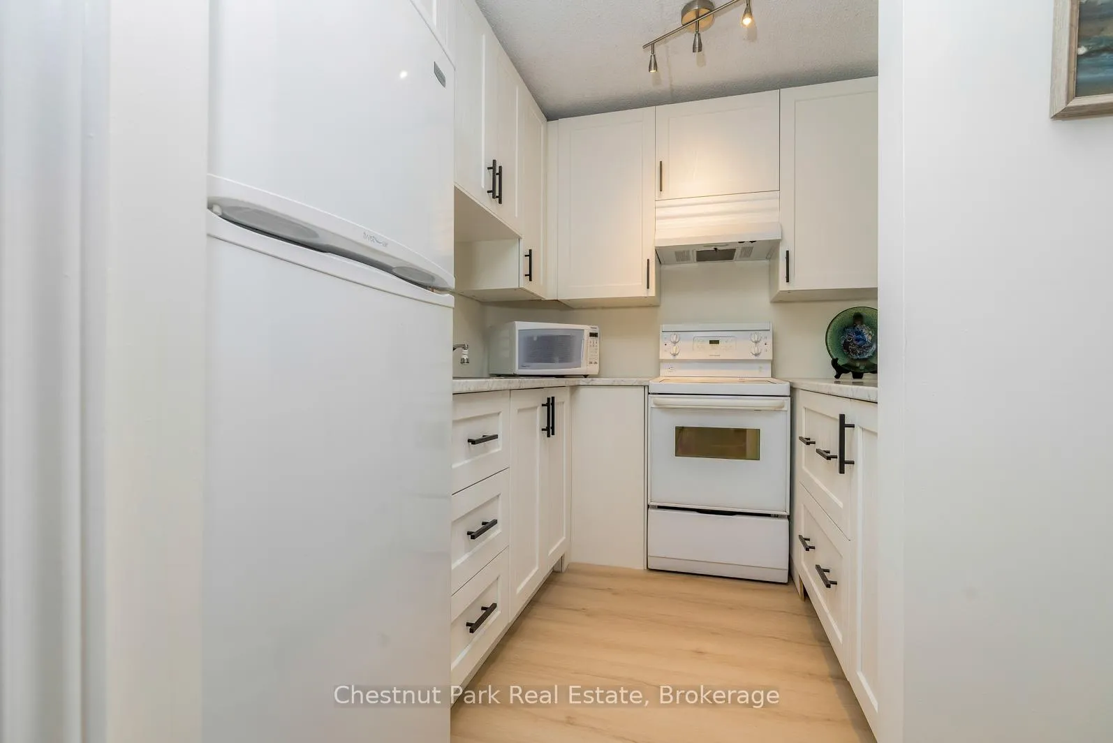 Photo 7 of Unit 39, 209472 Highway 26, Blue Mountains — HOMEH