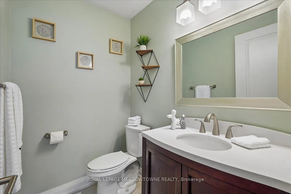 Photo 17 of 2208 Hunt Crescent, Burlington, Headon — HOMEH