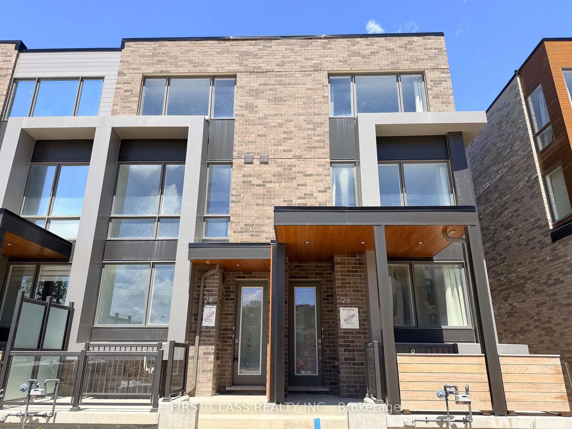 Front of Unit Main, 26 Green Garden Boulevard