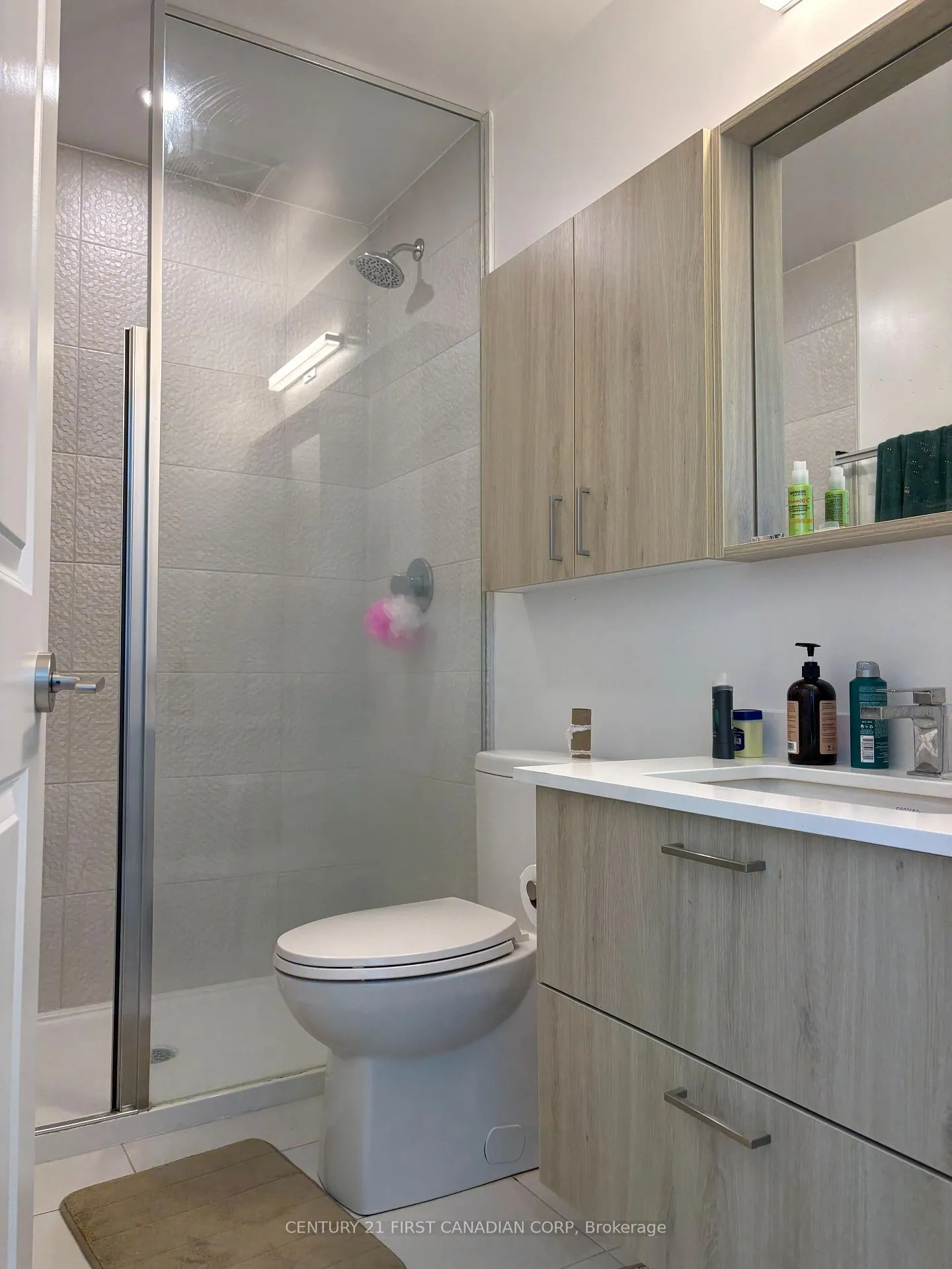 Photo 10 of Unit B-3011, 50 Upper Mall Way, Vaughan, Brownridge — HOMEH