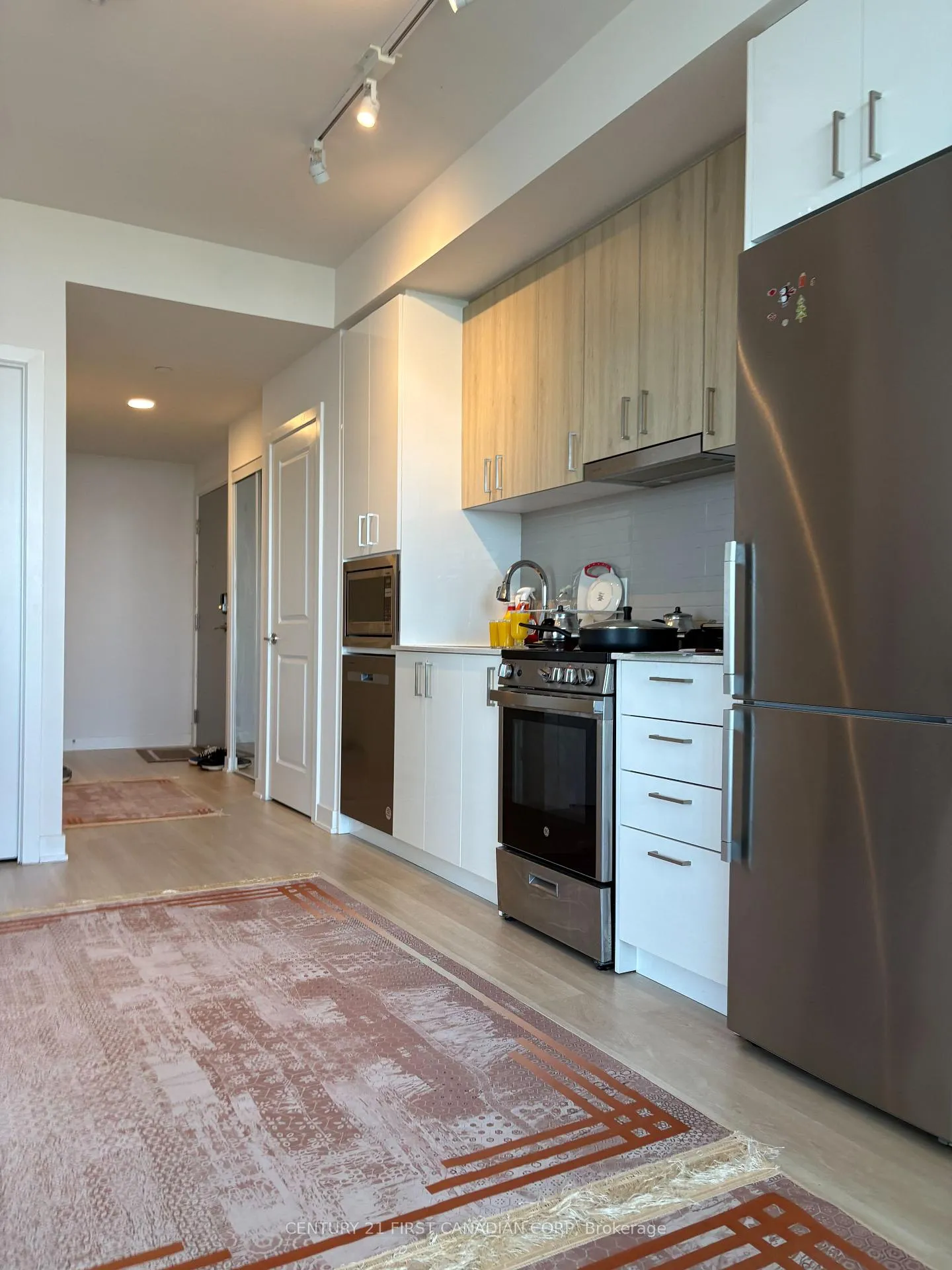 Photo 14 of Unit B-3011, 50 Upper Mall Way, Vaughan, Brownridge — HOMEH