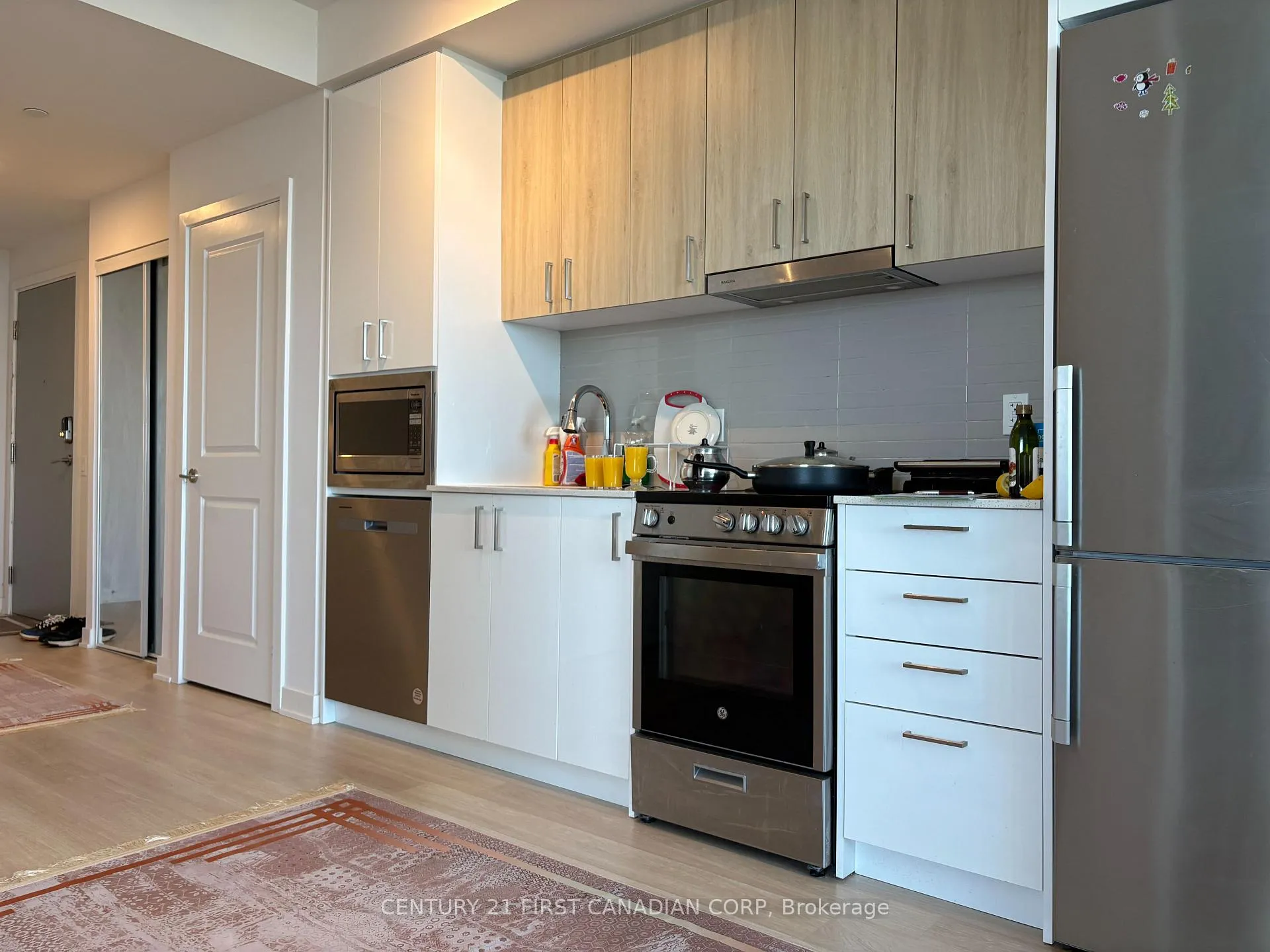 Photo 16 of Unit B-3011, 50 Upper Mall Way, Vaughan, Brownridge — HOMEH