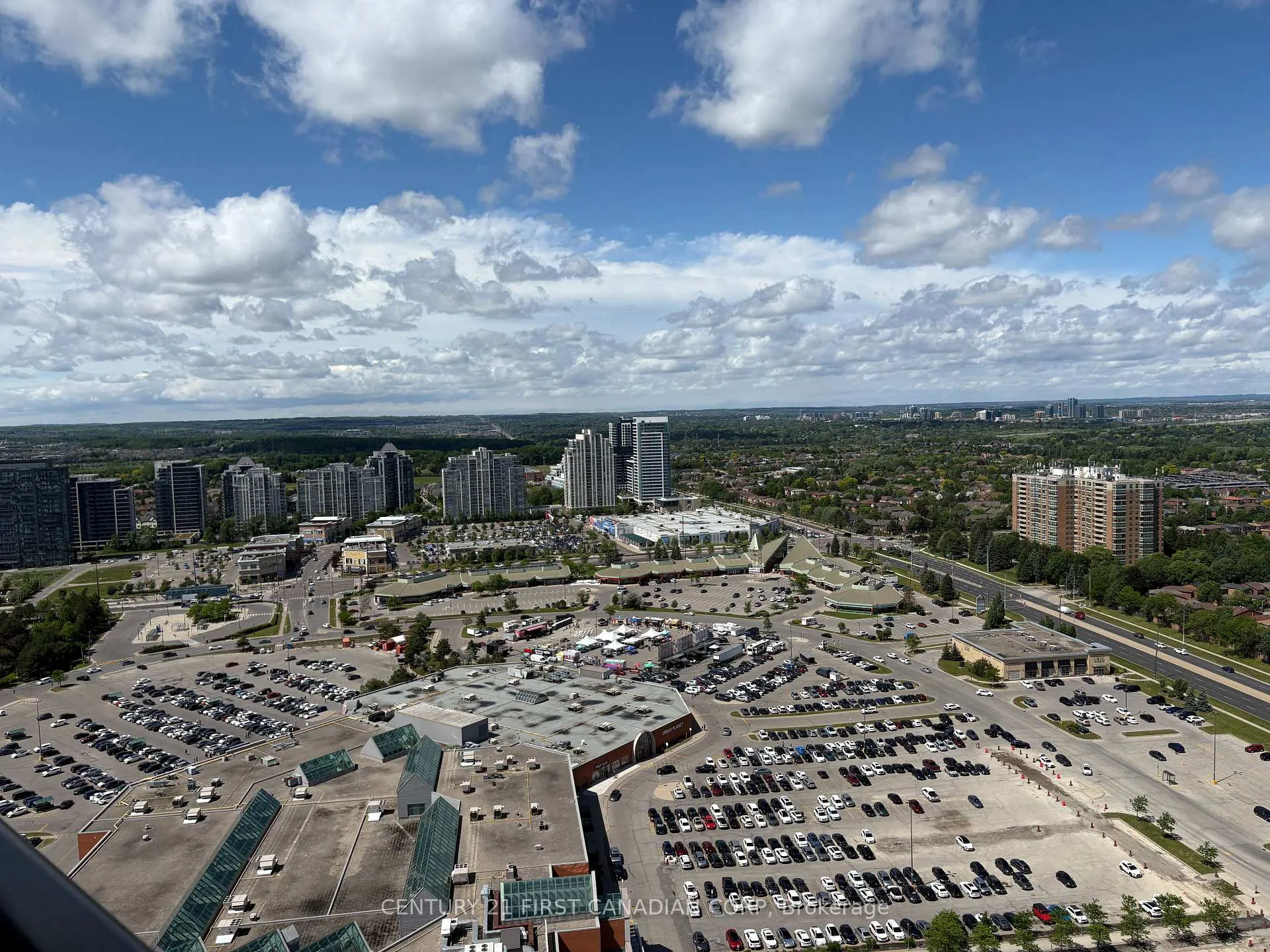 Photo 23 of Unit B-3011, 50 Upper Mall Way, Vaughan, Brownridge — HOMEH