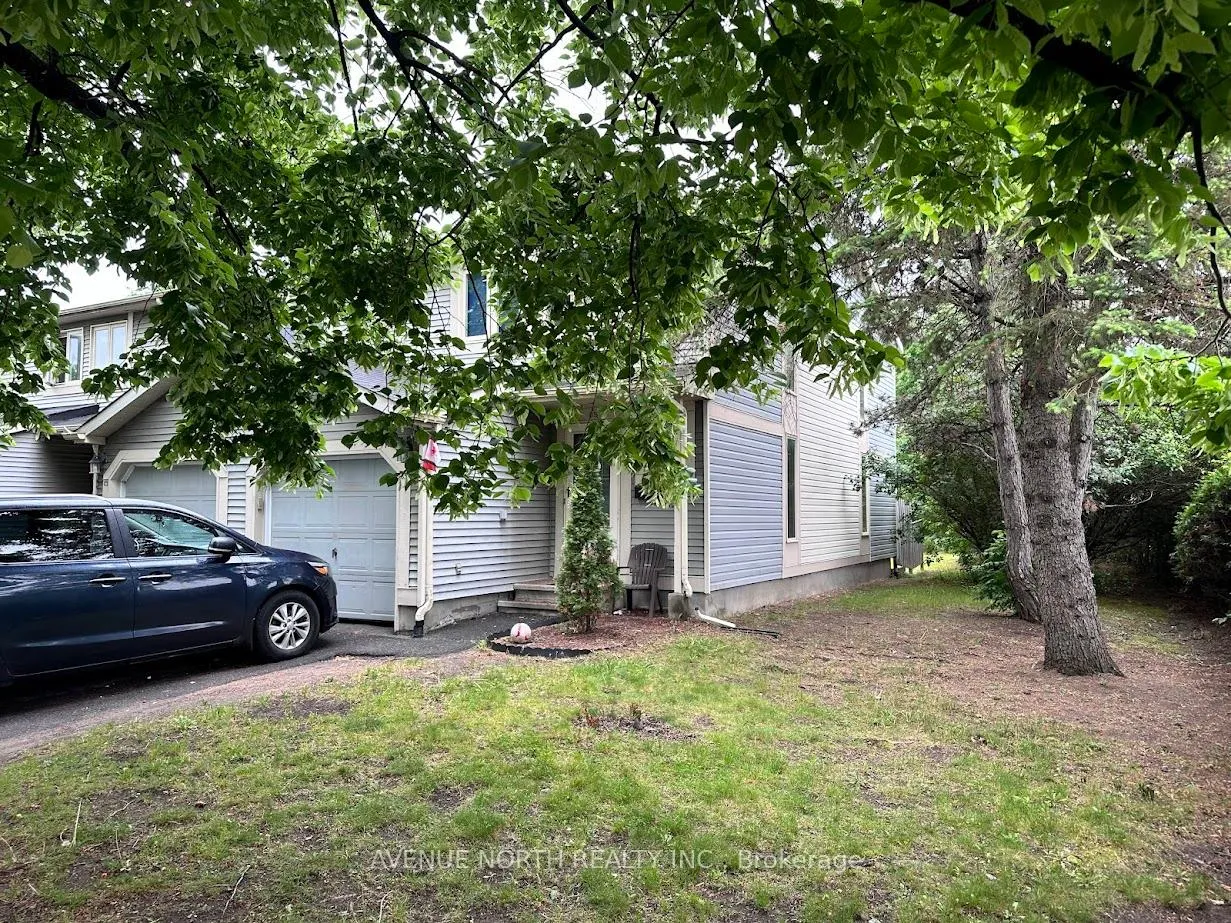 Photo 2 of Unit 9, 85 Birmingham Private, Ottawa, Redwood Park — HOMEH