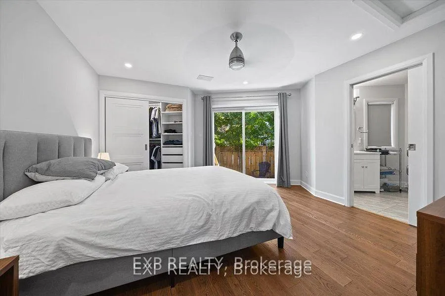 Photo 10 of Unit B, 18 Ivylea Street, Ottawa, Craig Henry/Woodvale — HOMEH