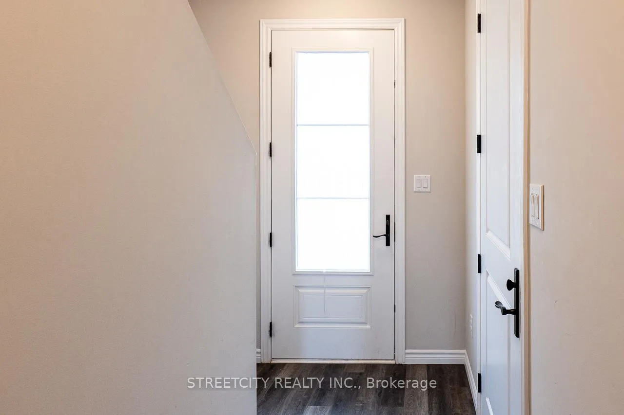 Photo 3 of 381 Callaway Road, London, North R — HOMEH