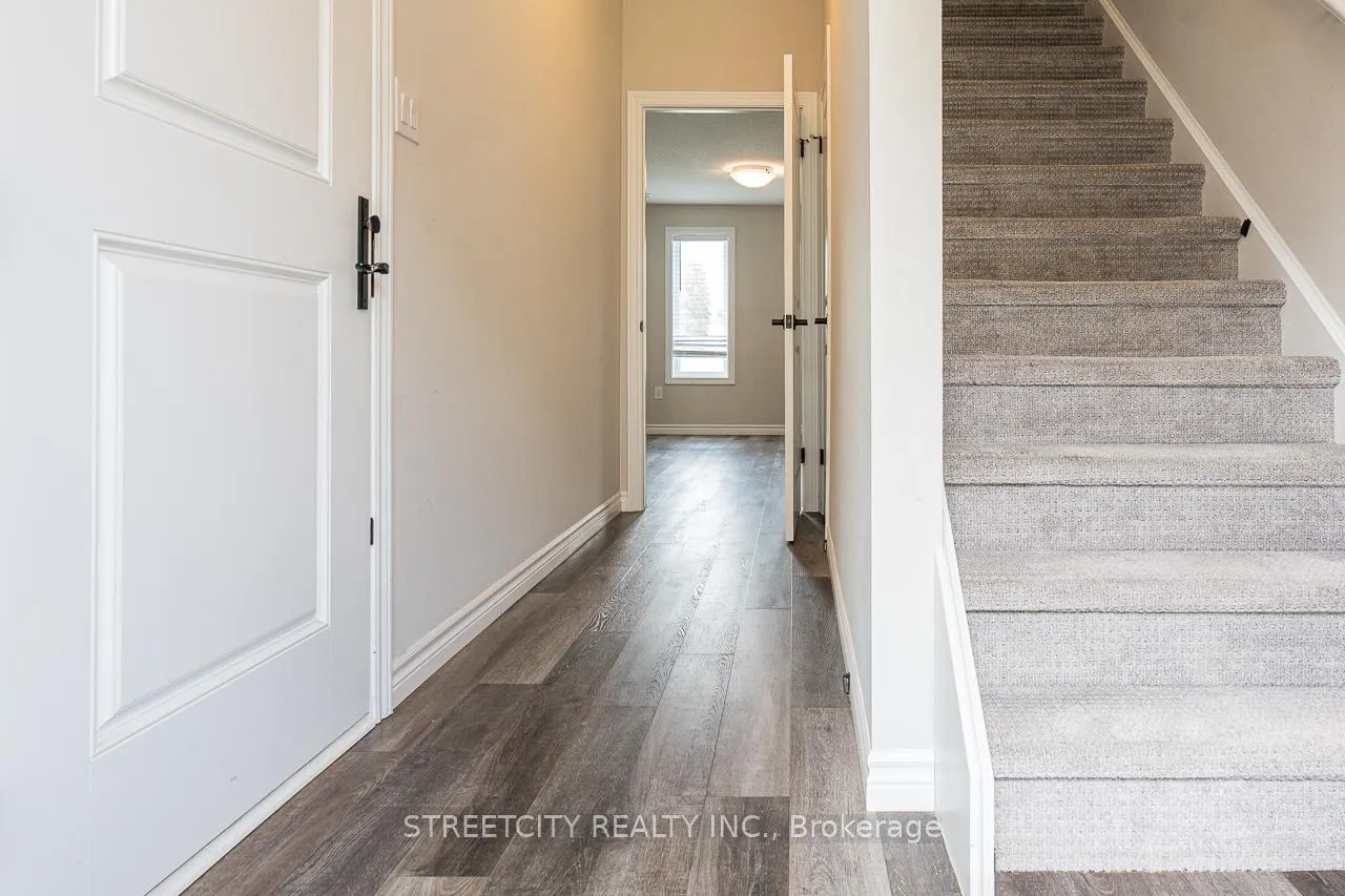 Photo 4 of 381 Callaway Road, London, North R — HOMEH