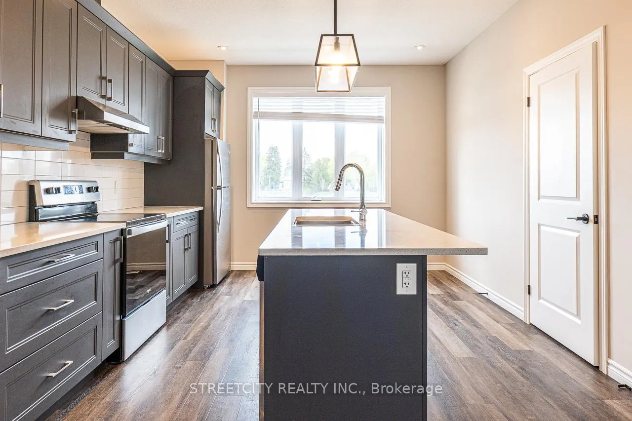 Photo 16 of 381 Callaway Road, London, North R — HOMEH