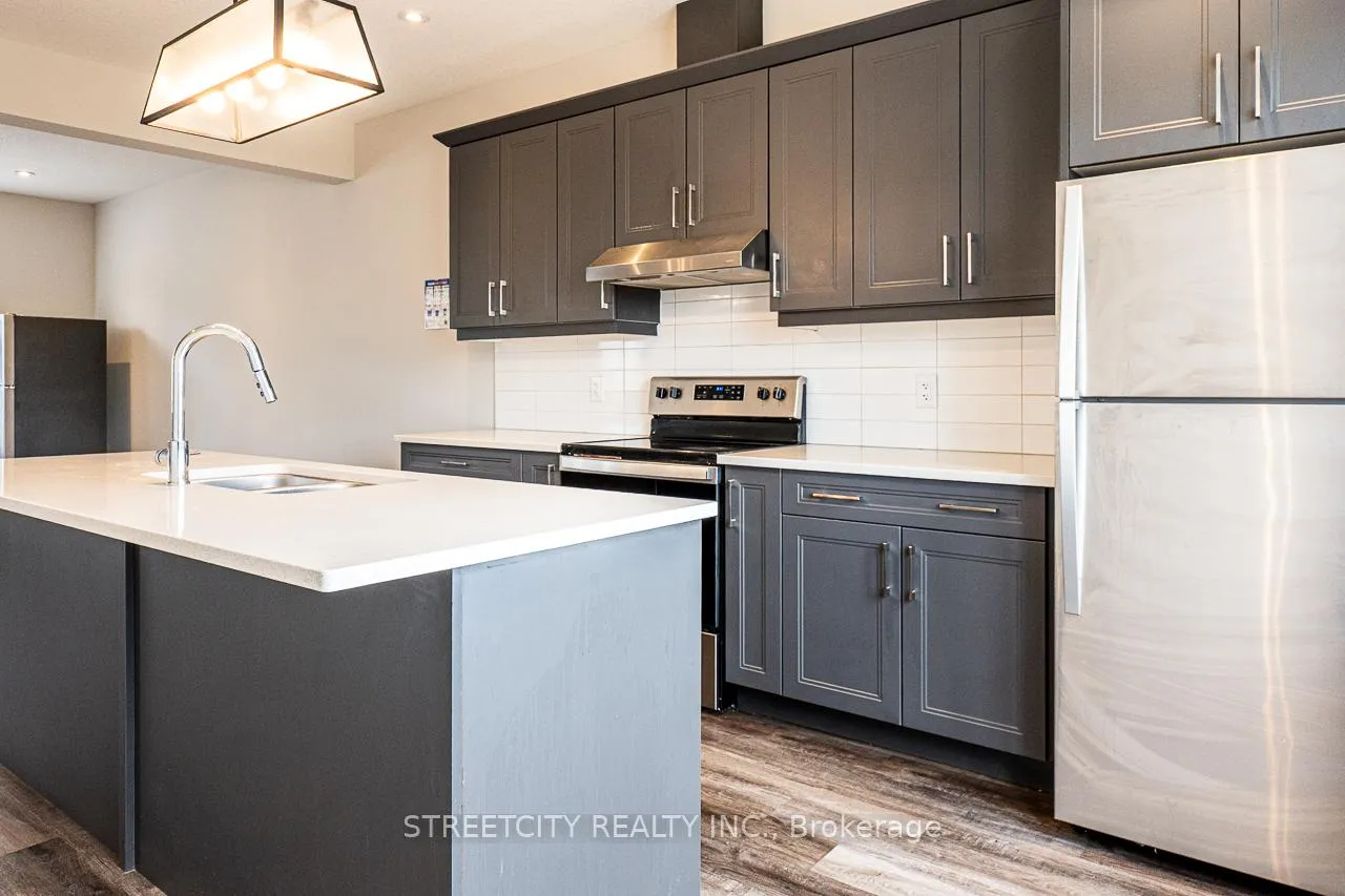 Photo 20 of 381 Callaway Road, London, North R — HOMEH