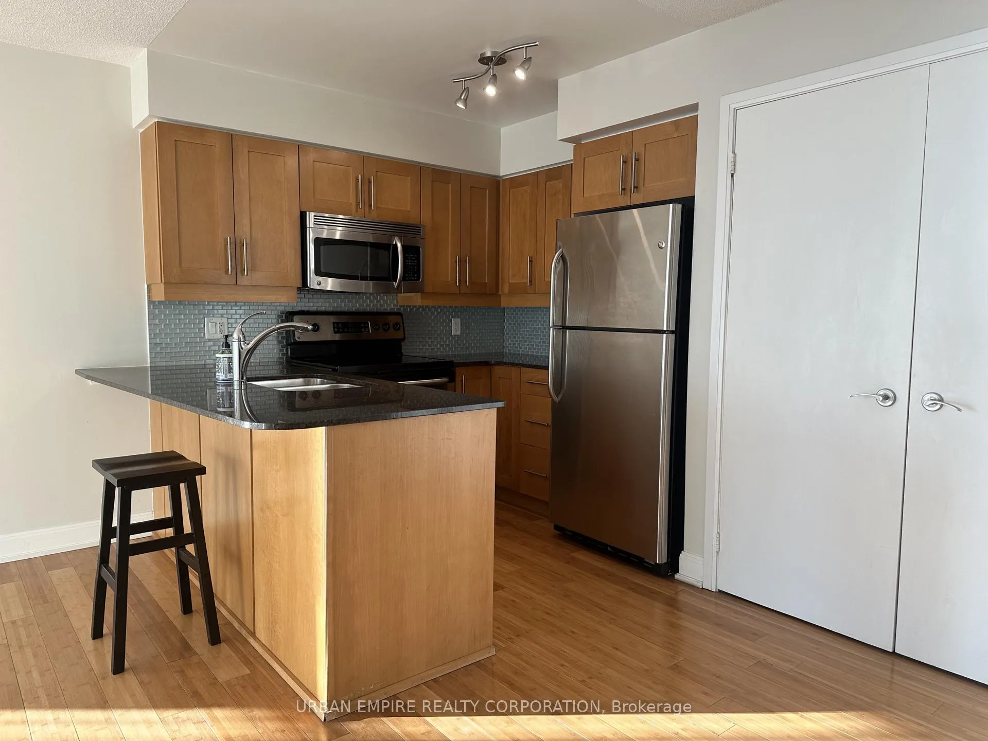 Photo 9 of Unit 1602, 2181 Yonge Street, Toronto, Mount Pleasant West — HOMEH