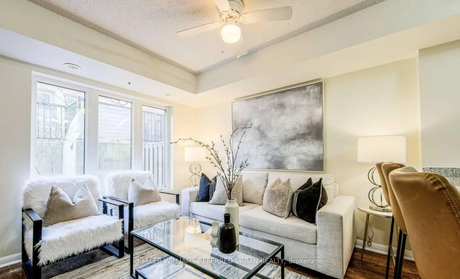 Photo 4 of Unit 113, 9 Foundry Avenue, Toronto, Dovercourt-Wallace Emerson-Junction — HOMEH
