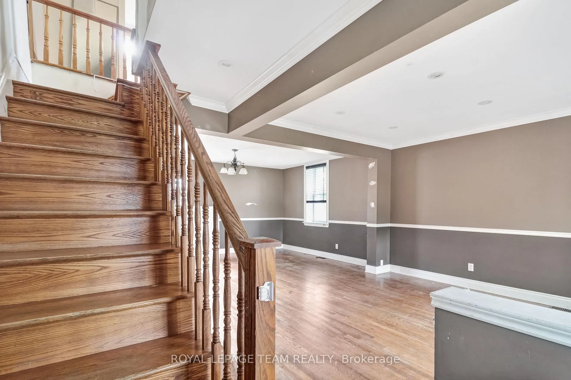 Photo 6 of 5742 Bank Street, Ottawa, Greely — HOMEH