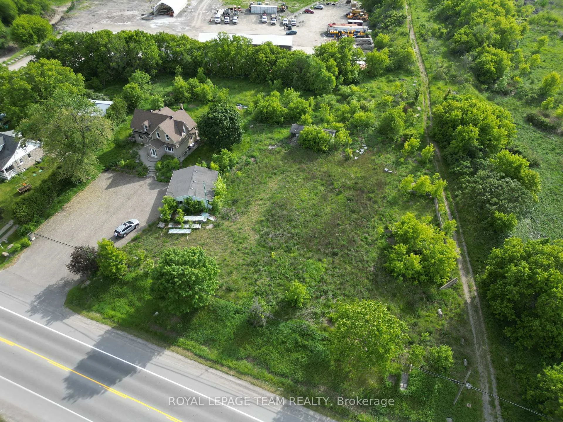 Photo 20 of 5742 Bank Street, Ottawa, Greely — HOMEH