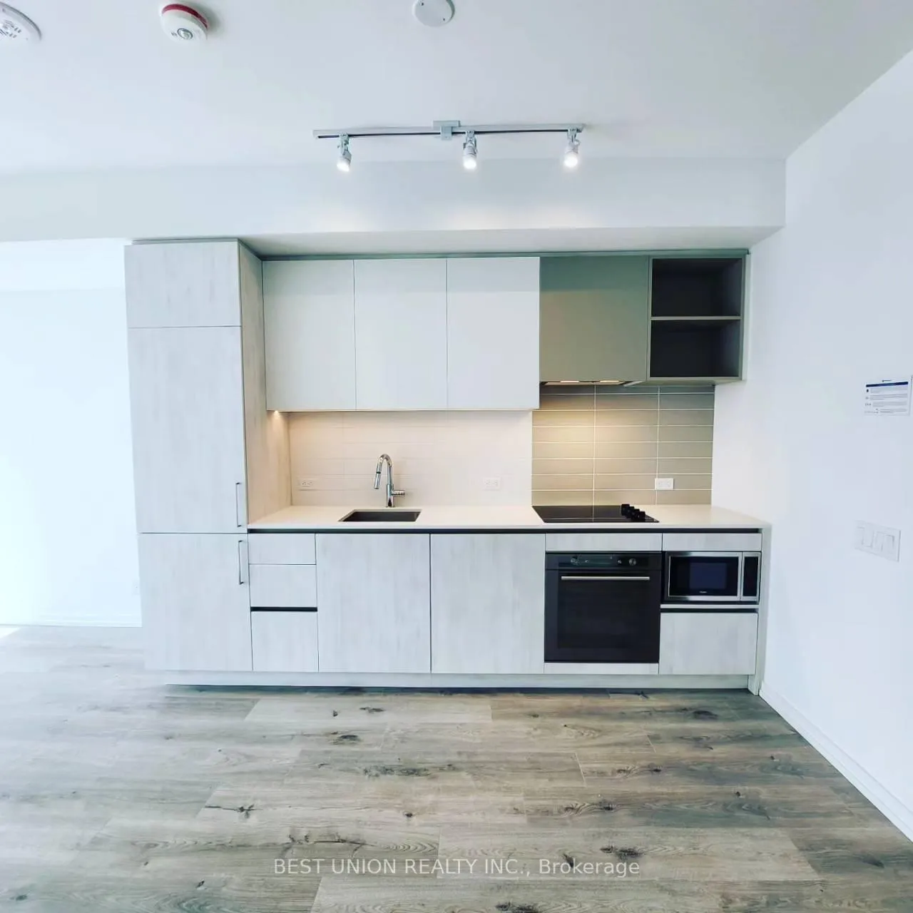 Photo 1 of Unit 2603, 7890 Jane Street, Vaughan, Vaughan Corporate Centre — HOMEH