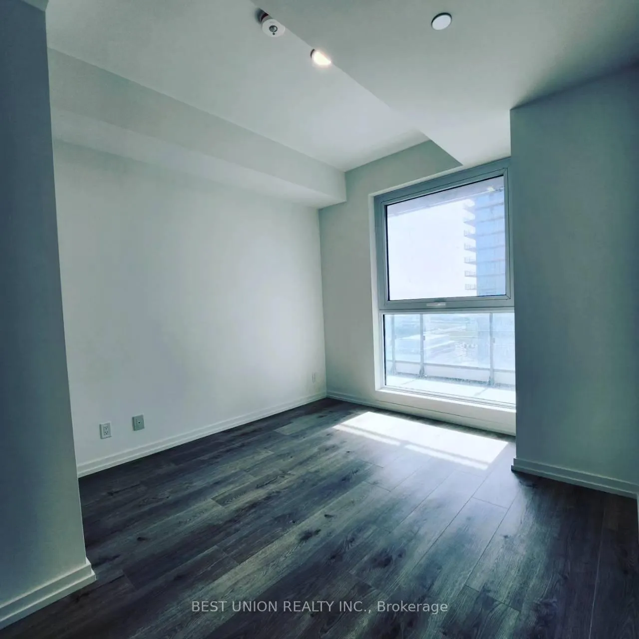 Photo 3 of Unit 2603, 7890 Jane Street, Vaughan, Vaughan Corporate Centre — HOMEH