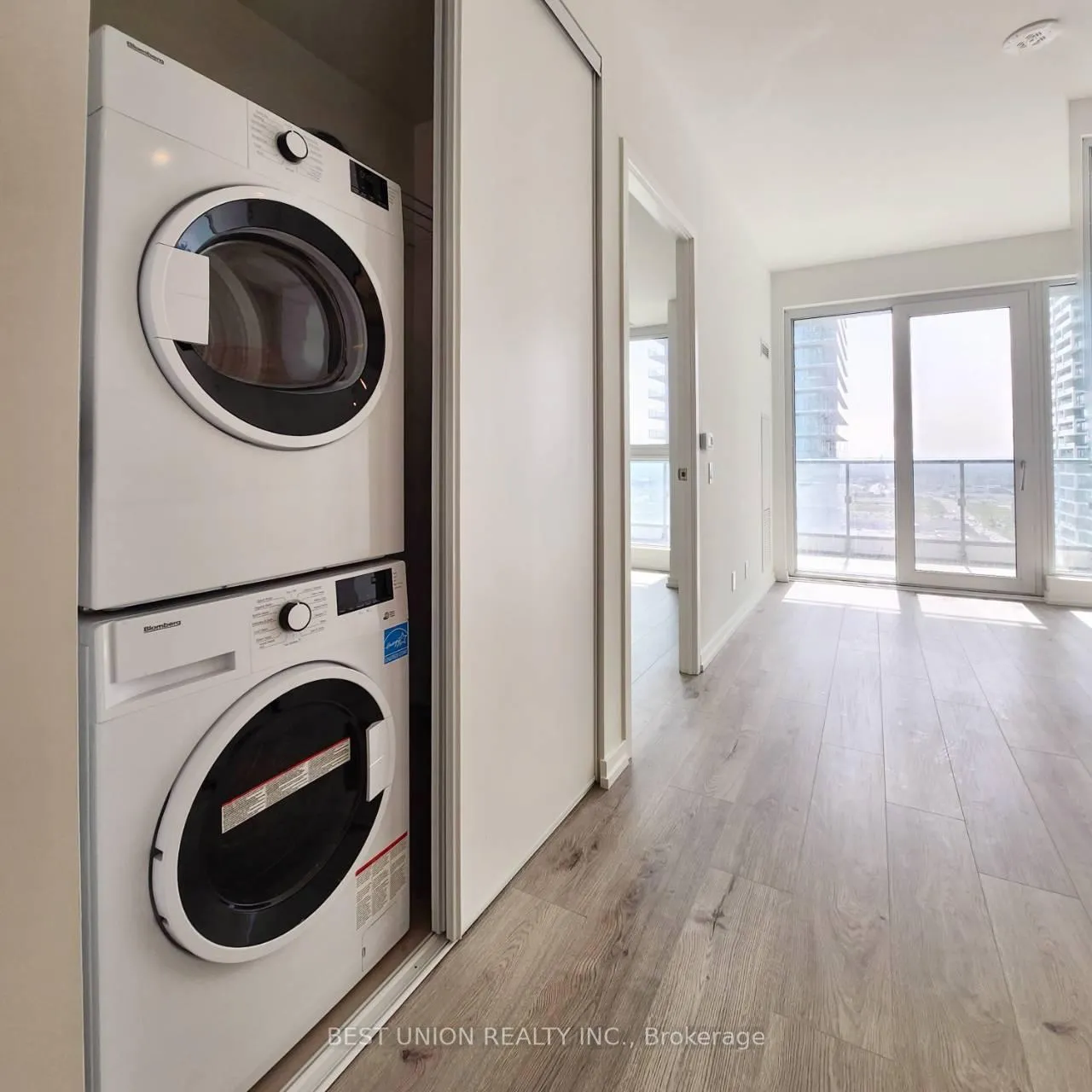 Photo 14 of Unit 2603, 7890 Jane Street, Vaughan, Vaughan Corporate Centre — HOMEH
