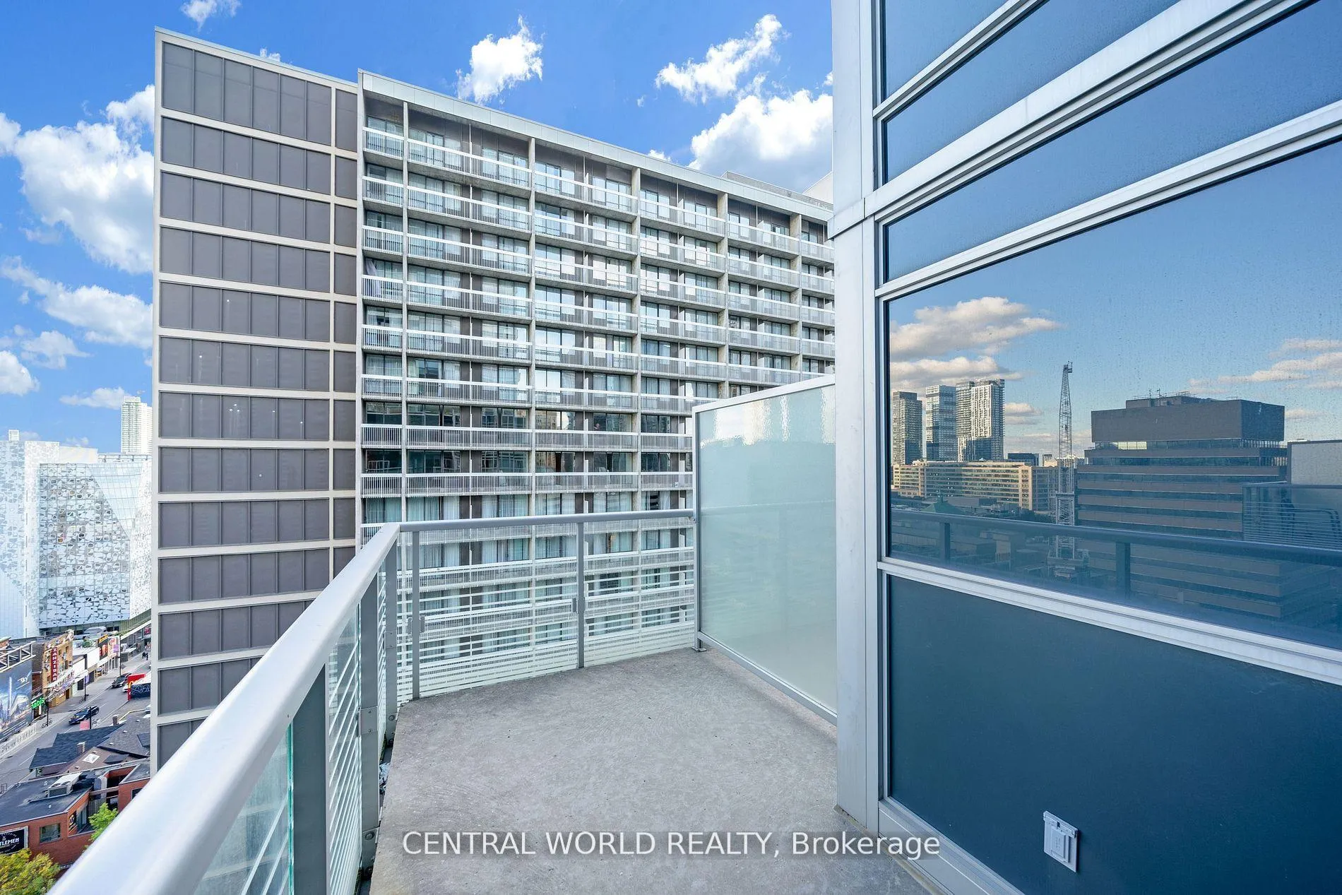 Photo 13 of Unit 1113, 386 Yonge Street, Toronto, Bay Street Corridor — HOMEH