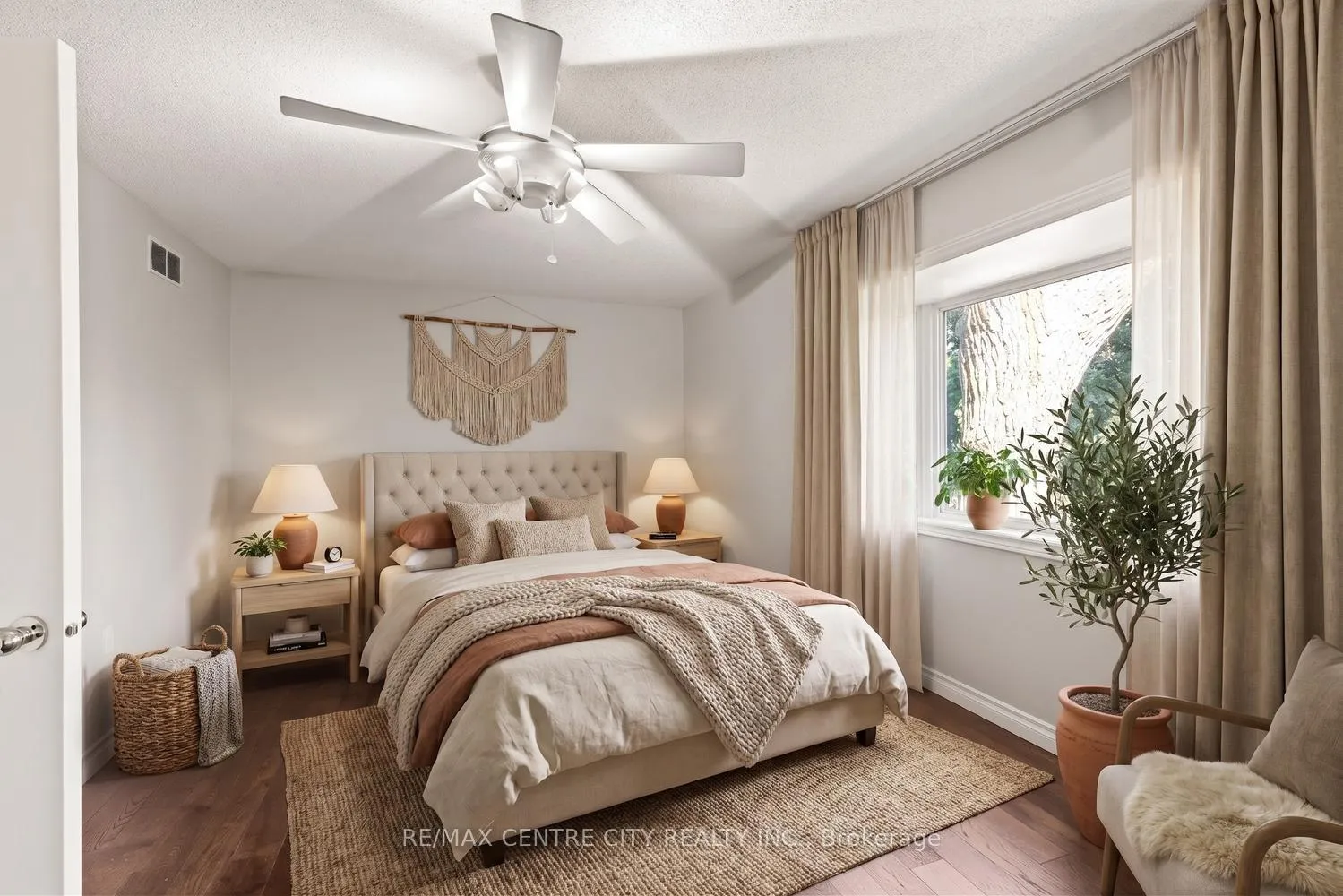 Photo 27 of Unit 42, 9 Ailsa Place, London, South J — HOMEH