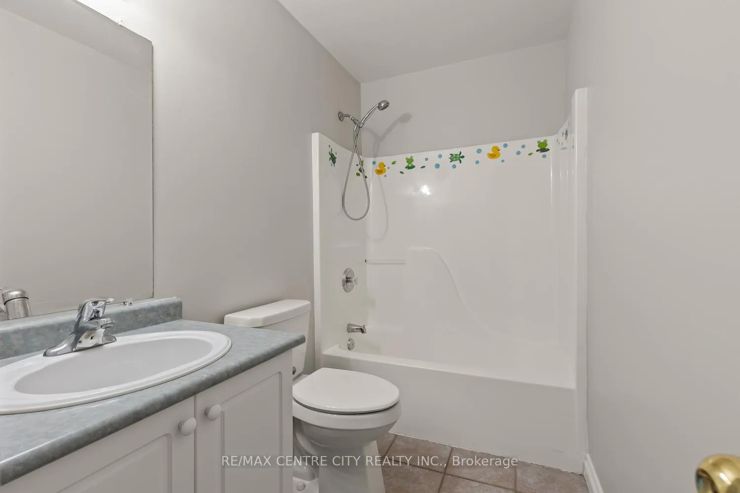Photo 37 of Unit 42, 9 Ailsa Place, London, South J — HOMEH