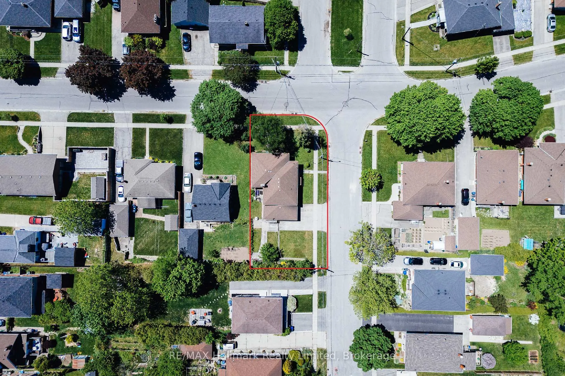 Photo 92 of 41 William Street, Guelph, St. George's — HOMEH