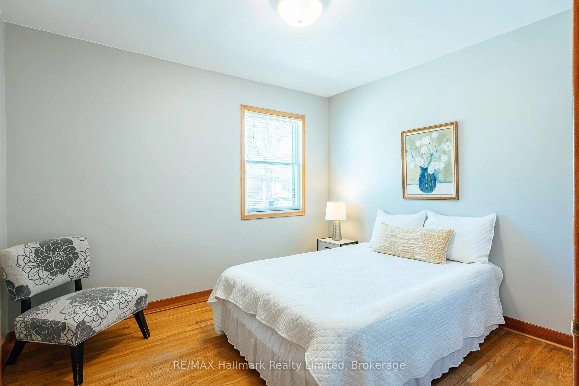 Photo 6 of 41 William Street, Guelph, St. George's — HOMEH