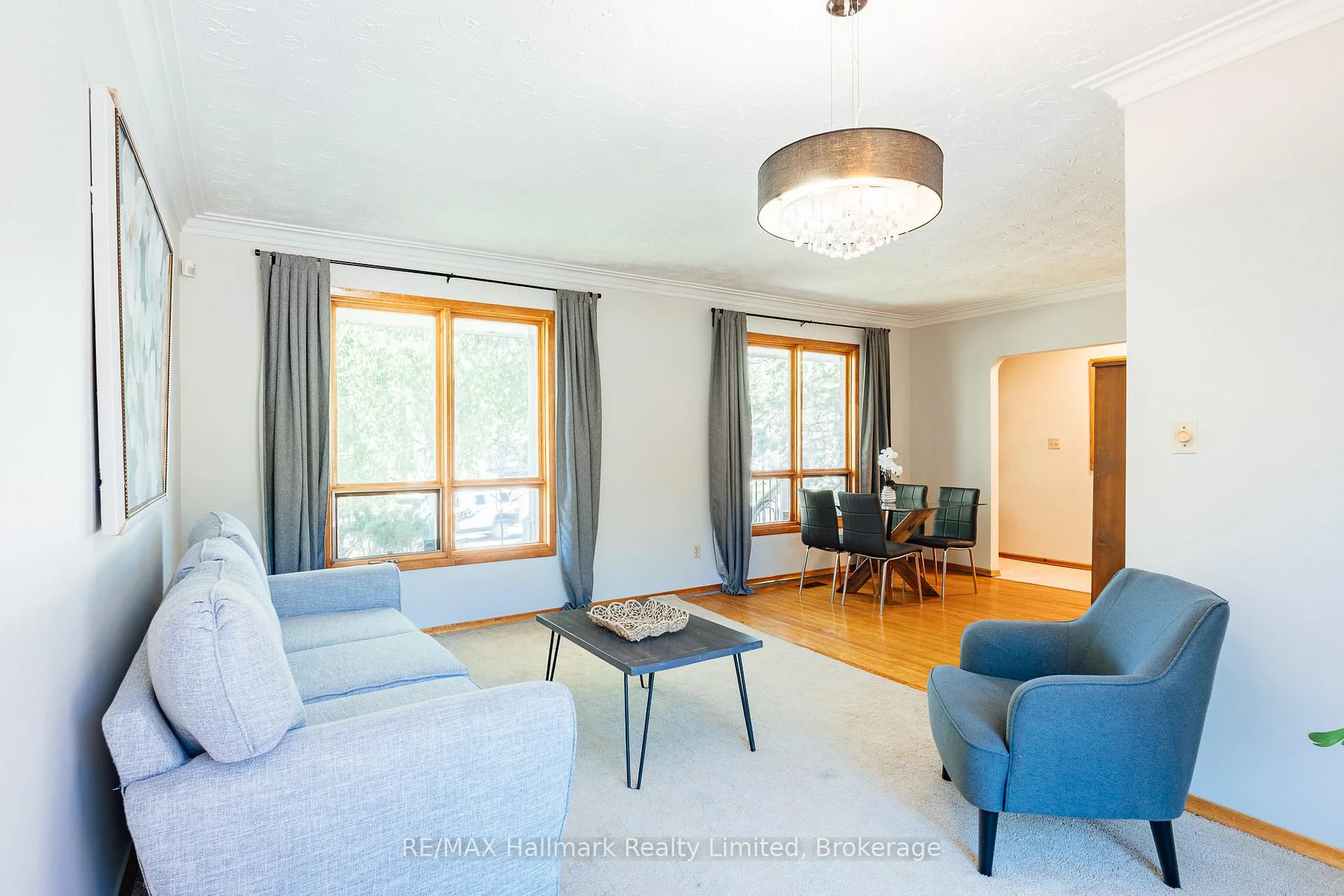 Photo 8 of 41 William Street, Guelph, St. George's — HOMEH