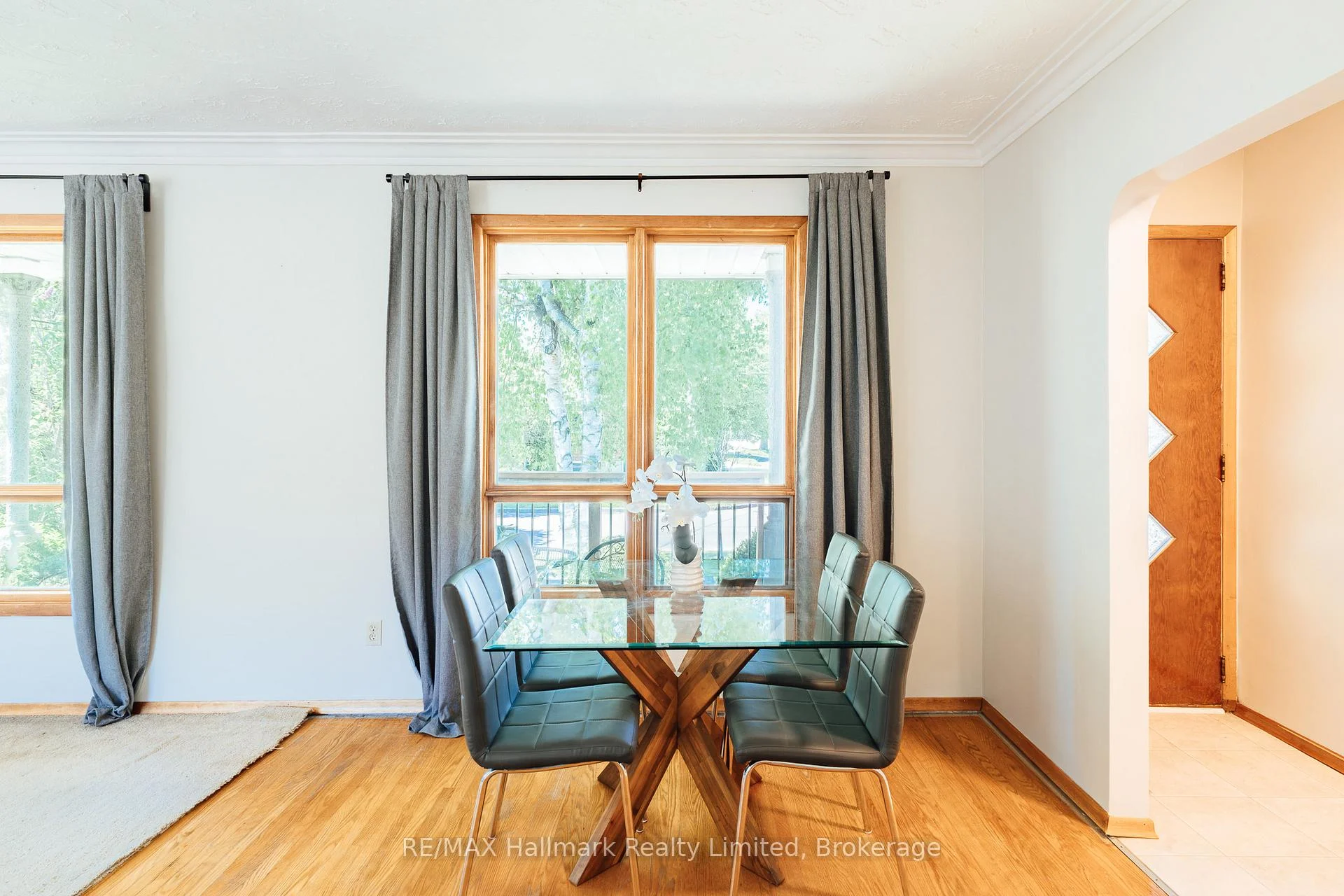 Photo 15 of 41 William Street, Guelph, St. George's — HOMEH