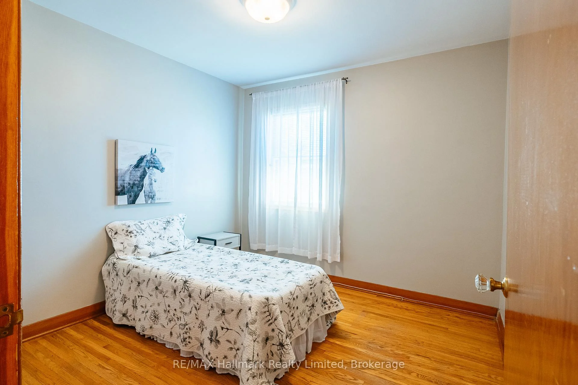 Photo 18 of 41 William Street, Guelph, St. George's — HOMEH