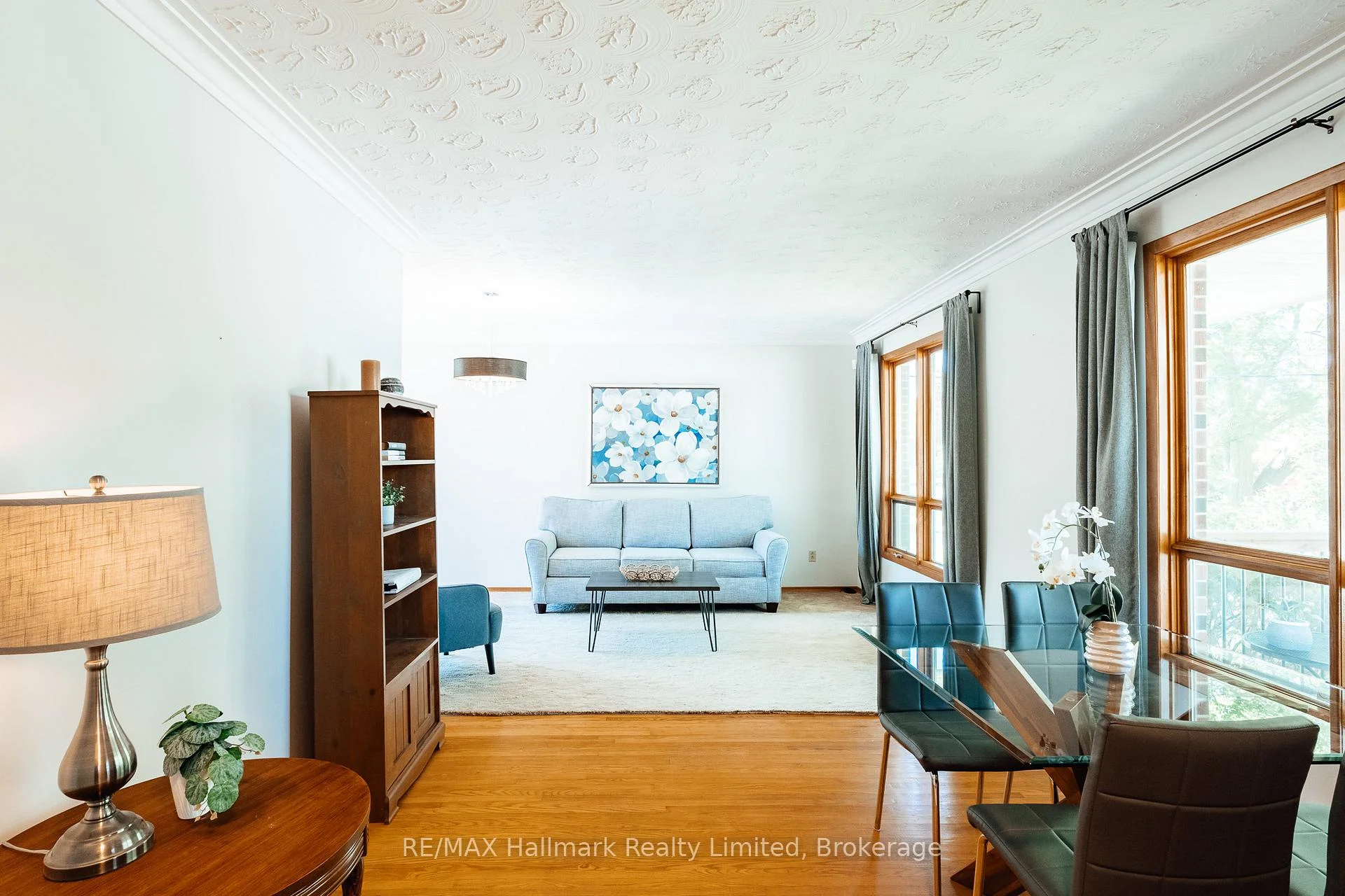 Photo 58 of 41 William Street, Guelph, St. George's — HOMEH