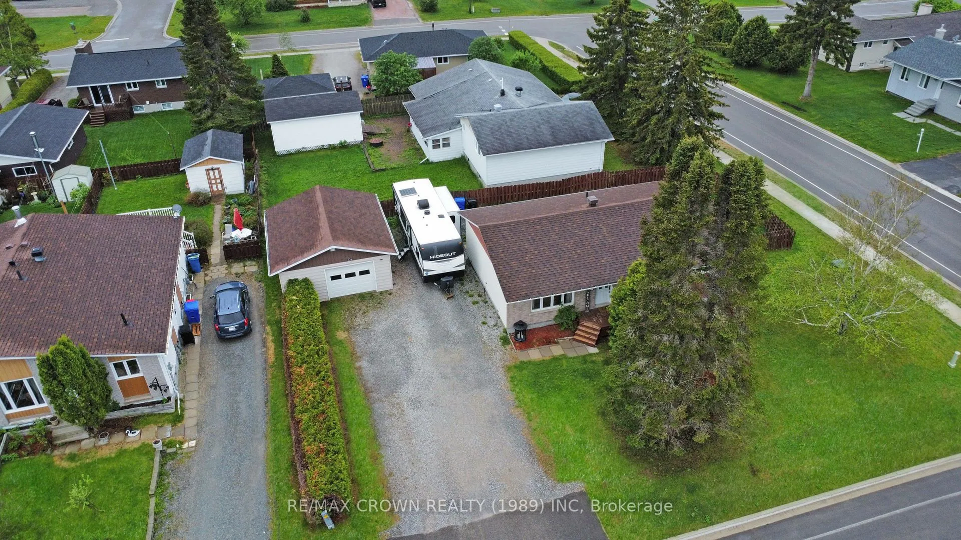 Photo 2 of 1 Pearson Drive, Hearst — HOMEH